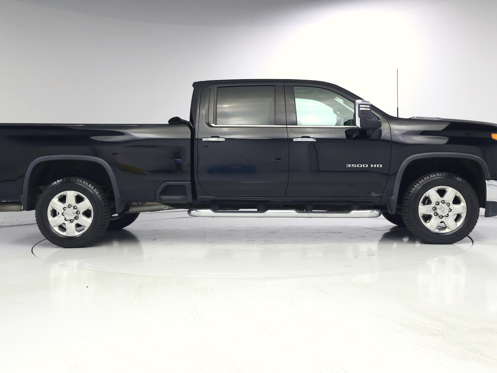 2020 Chevrolet Silverado 3500HD LTZ - Photo 8