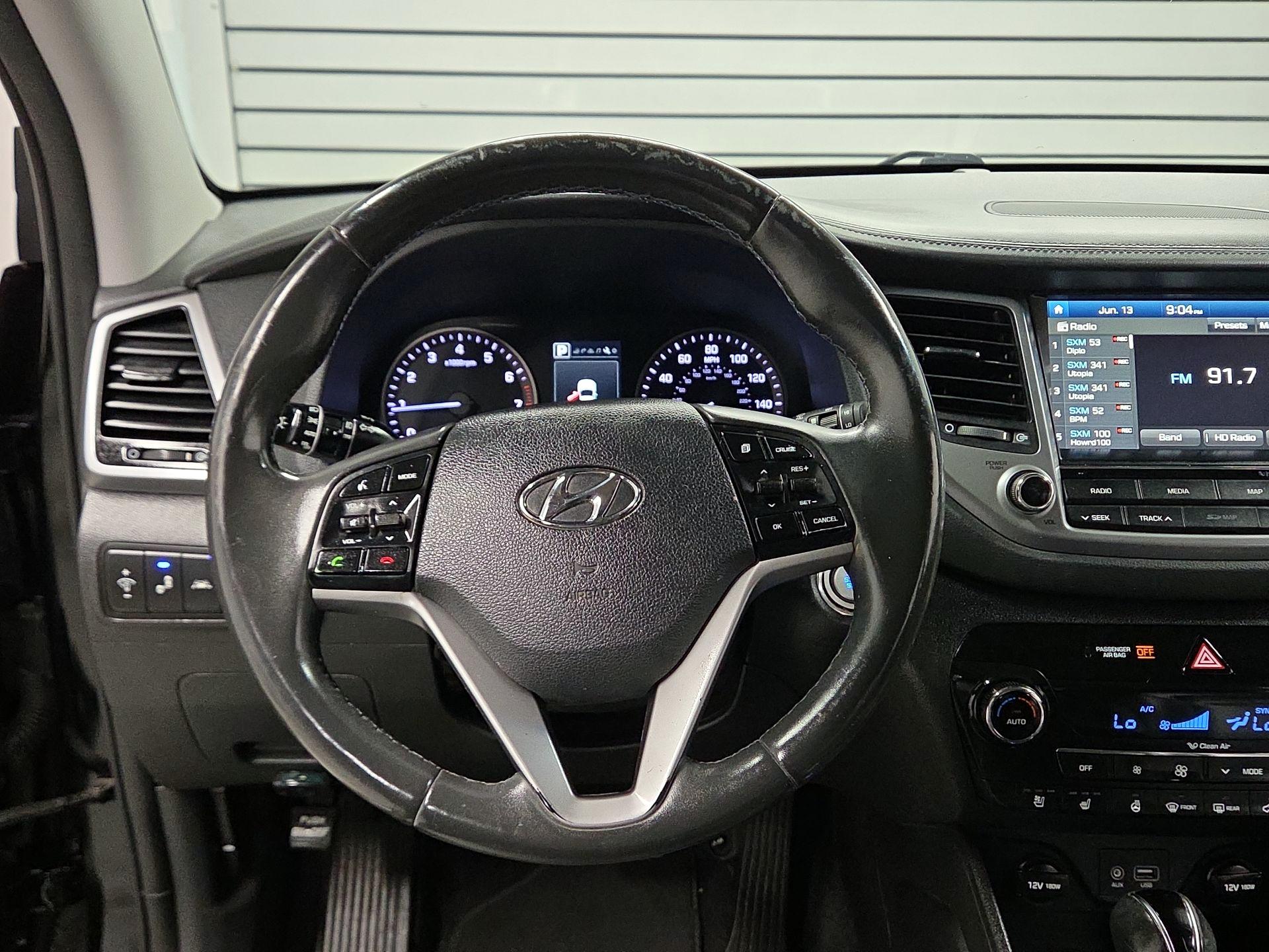 Thumbnail: 2018 Hyundai Tucson - 10