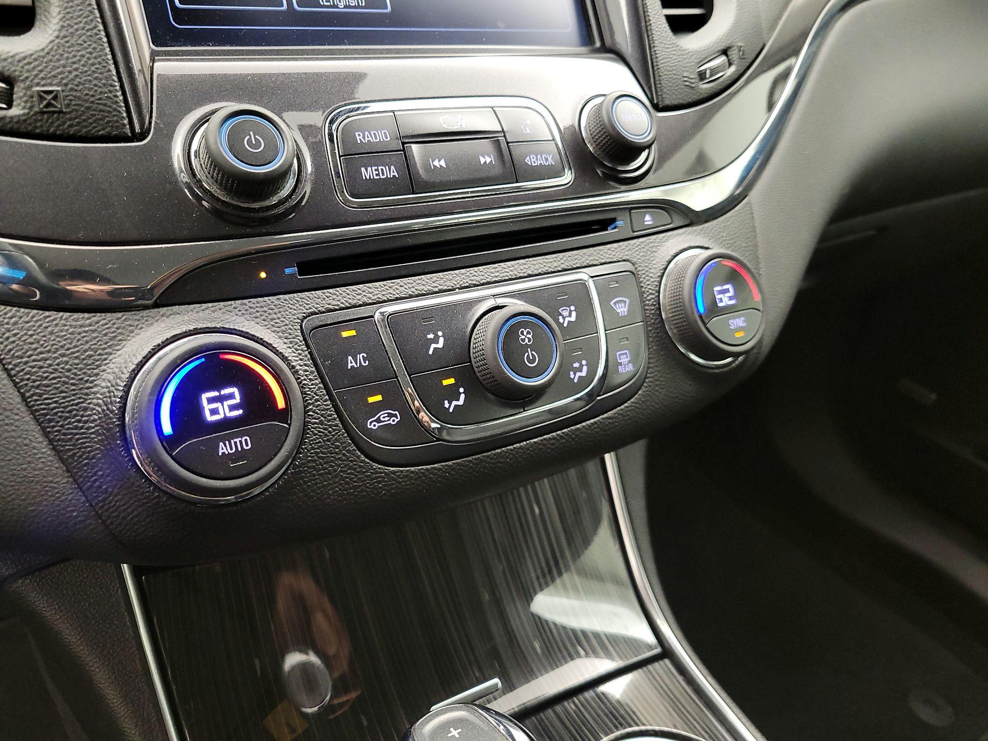 Thumbnail: 2016 Chevrolet Impala - 16