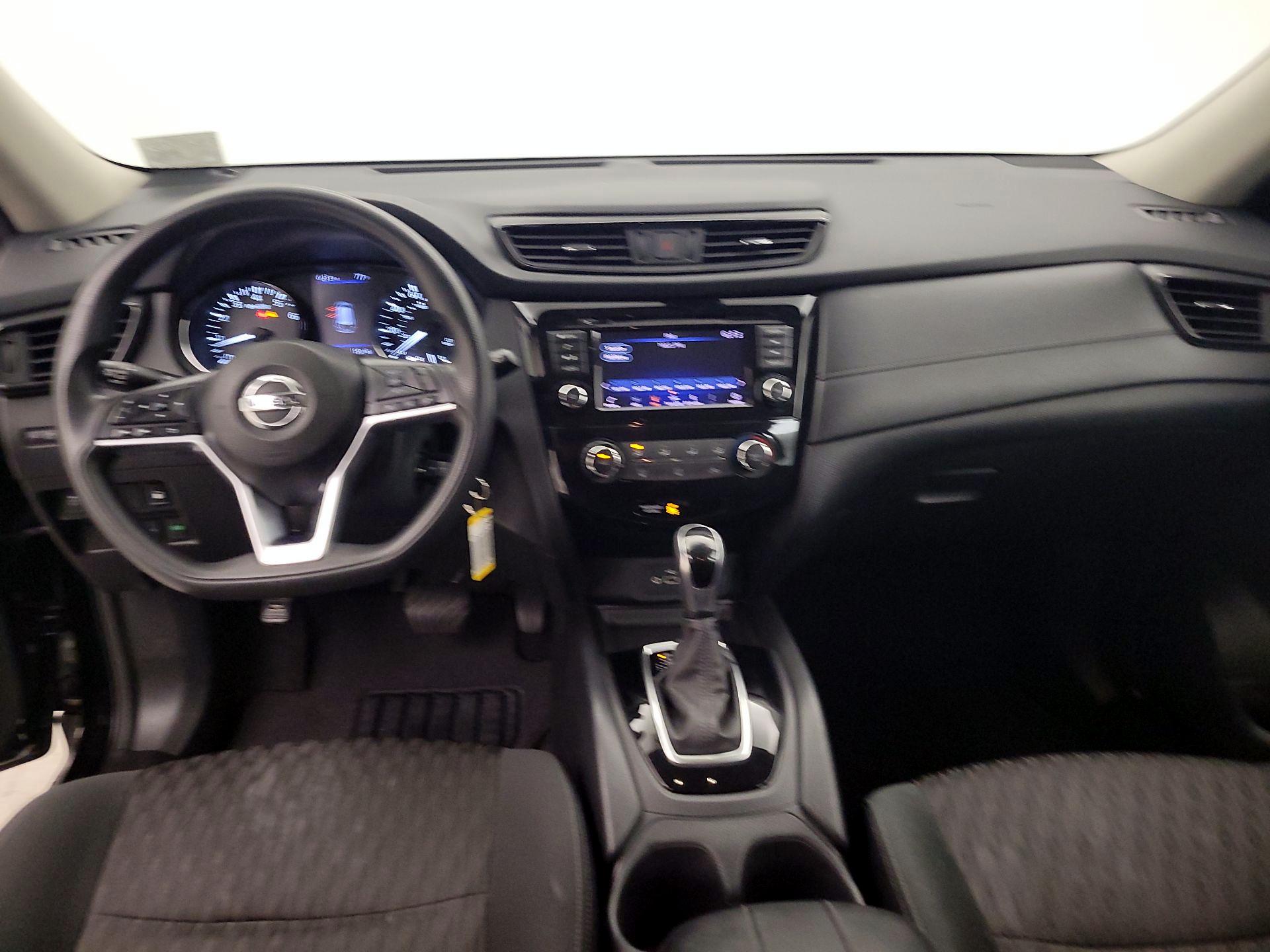 Thumbnail: 2019 Nissan Rogue - 9