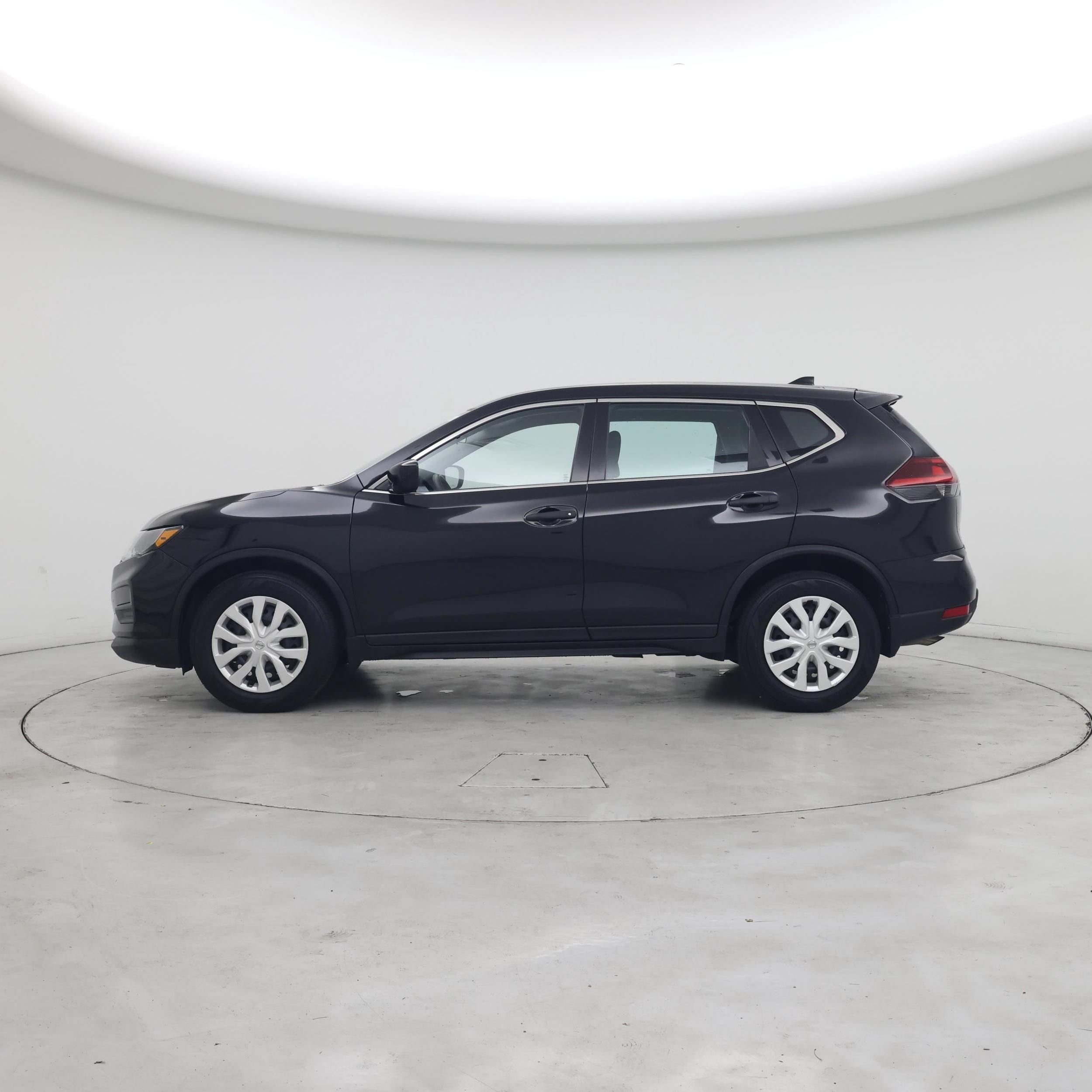 Thumbnail: 2019 Nissan Rogue - 3