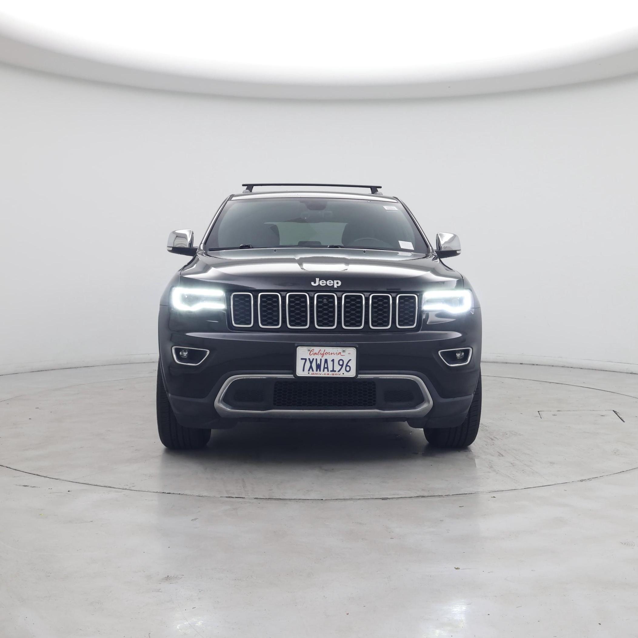 Thumbnail: 2017 Jeep Grand Cherokee - 5