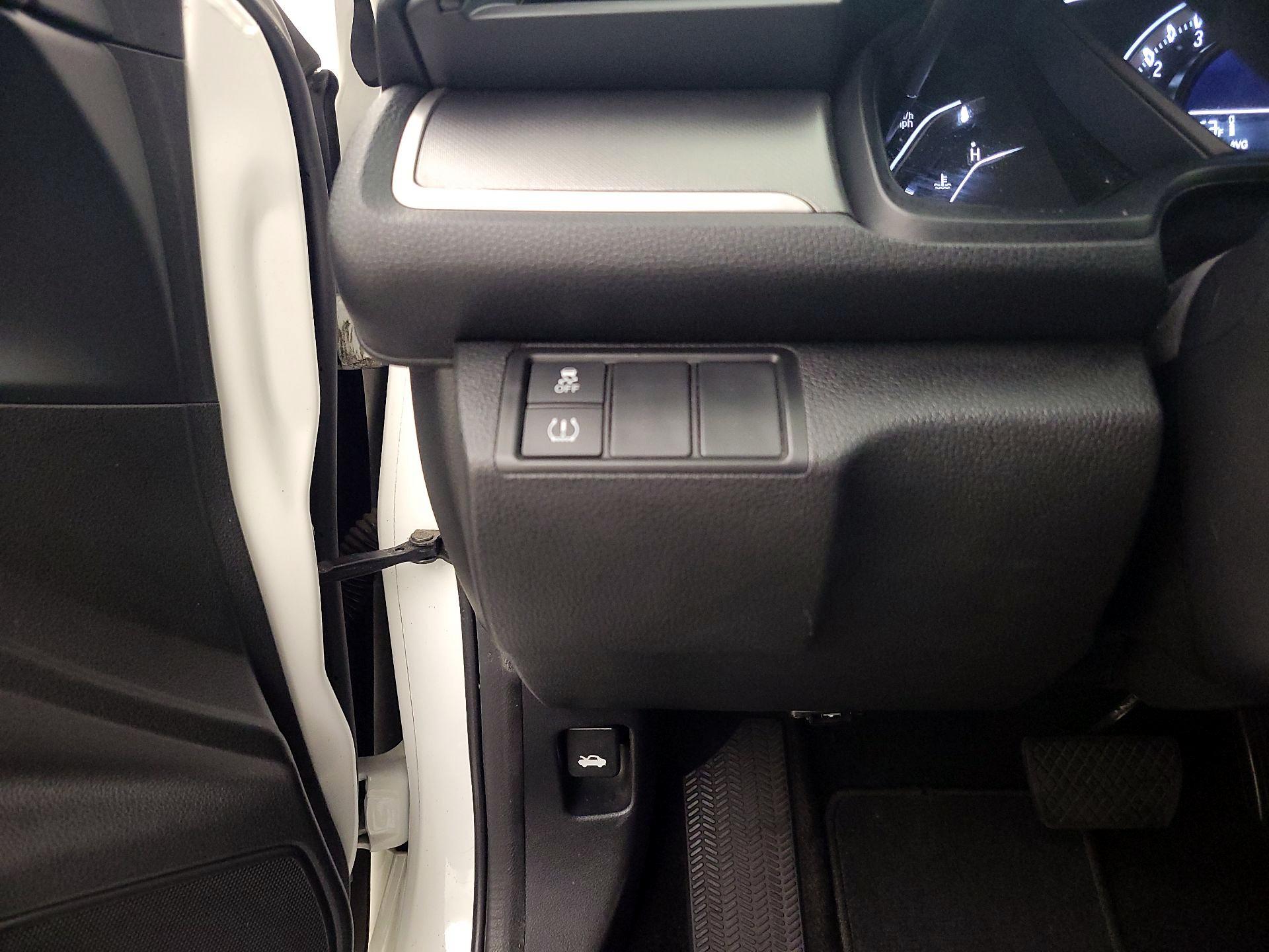 Thumbnail: 2016 Honda Civic - 13