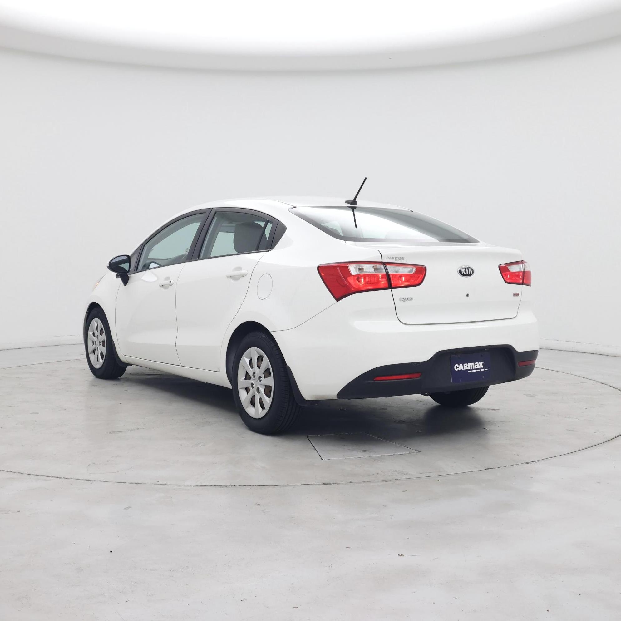 Thumbnail: 2014 Kia Rio - 2