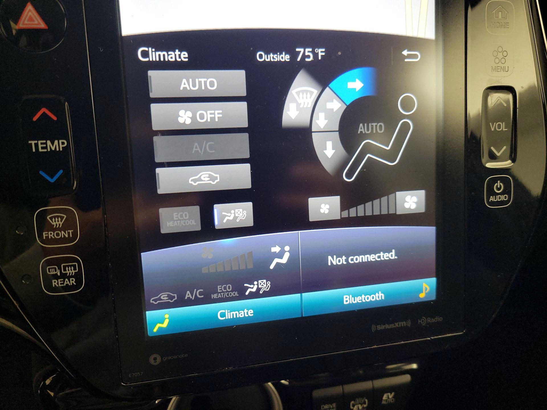 Thumbnail: 2020 Toyota Prius Prime - 17