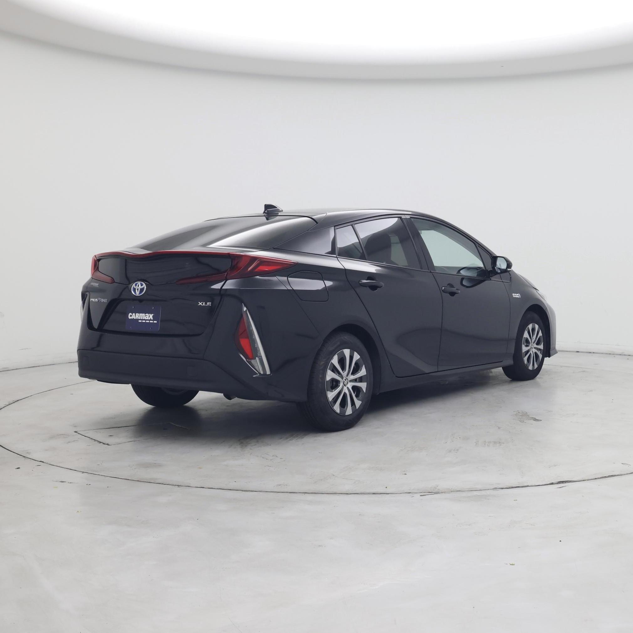 Thumbnail: 2020 Toyota Prius Prime - 8