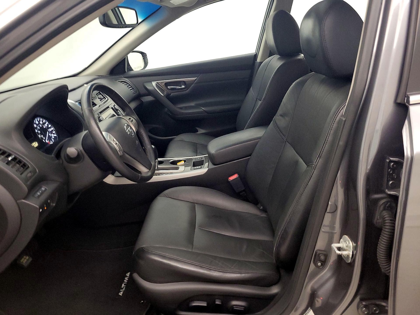 2015 Nissan Altima SL - Photo 12
