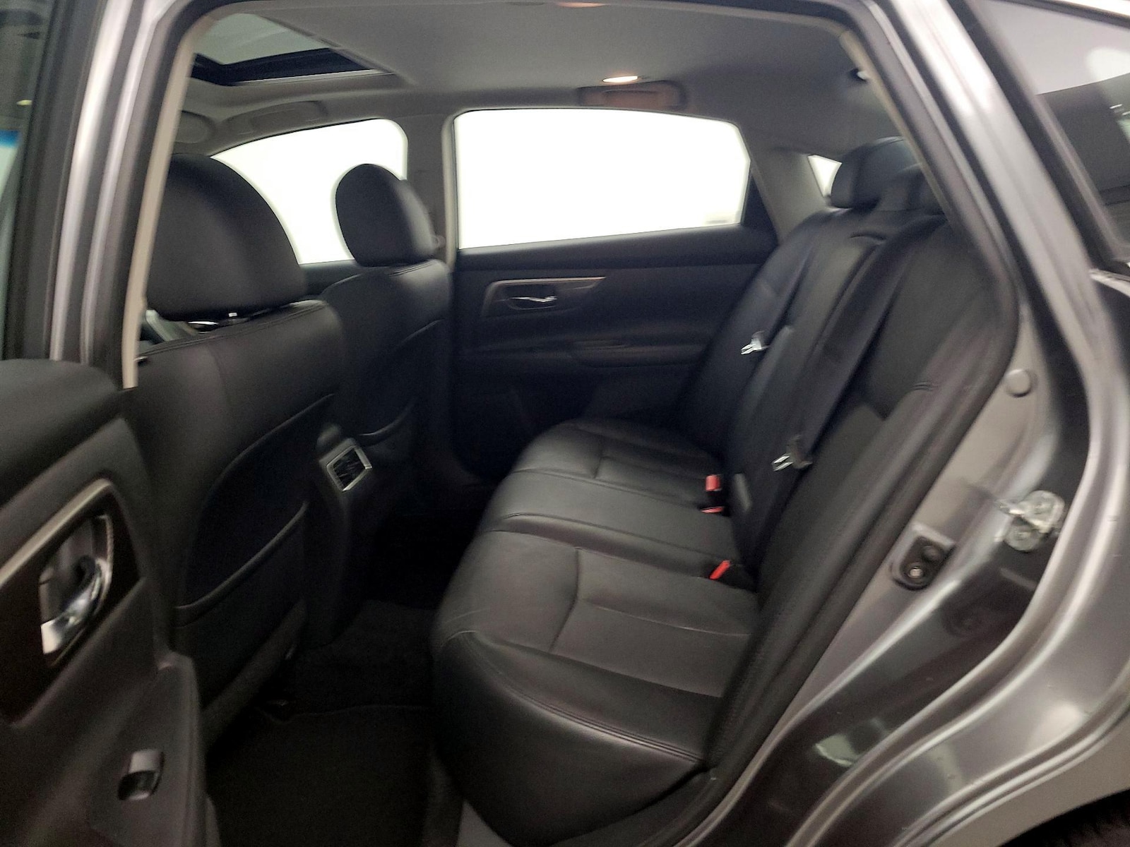 2015 Nissan Altima SL - Photo 21