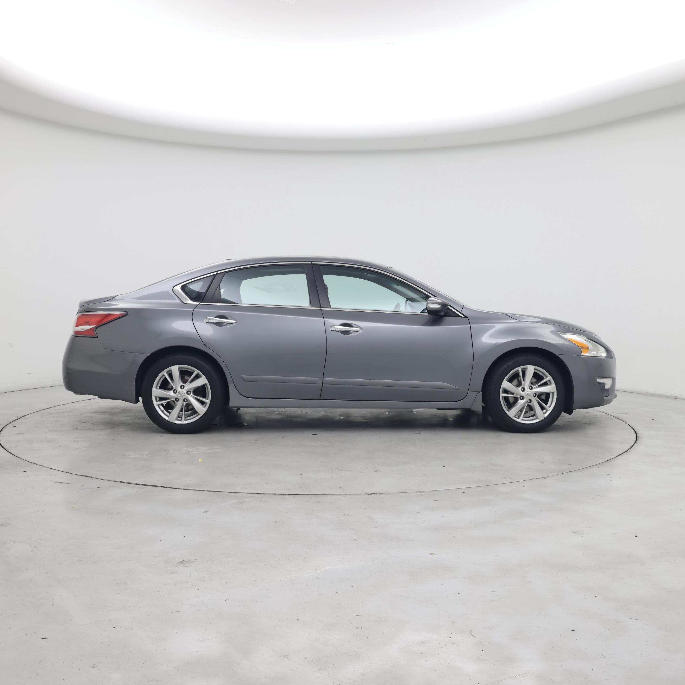 Thumbnail: 2015 Nissan Altima - 7
