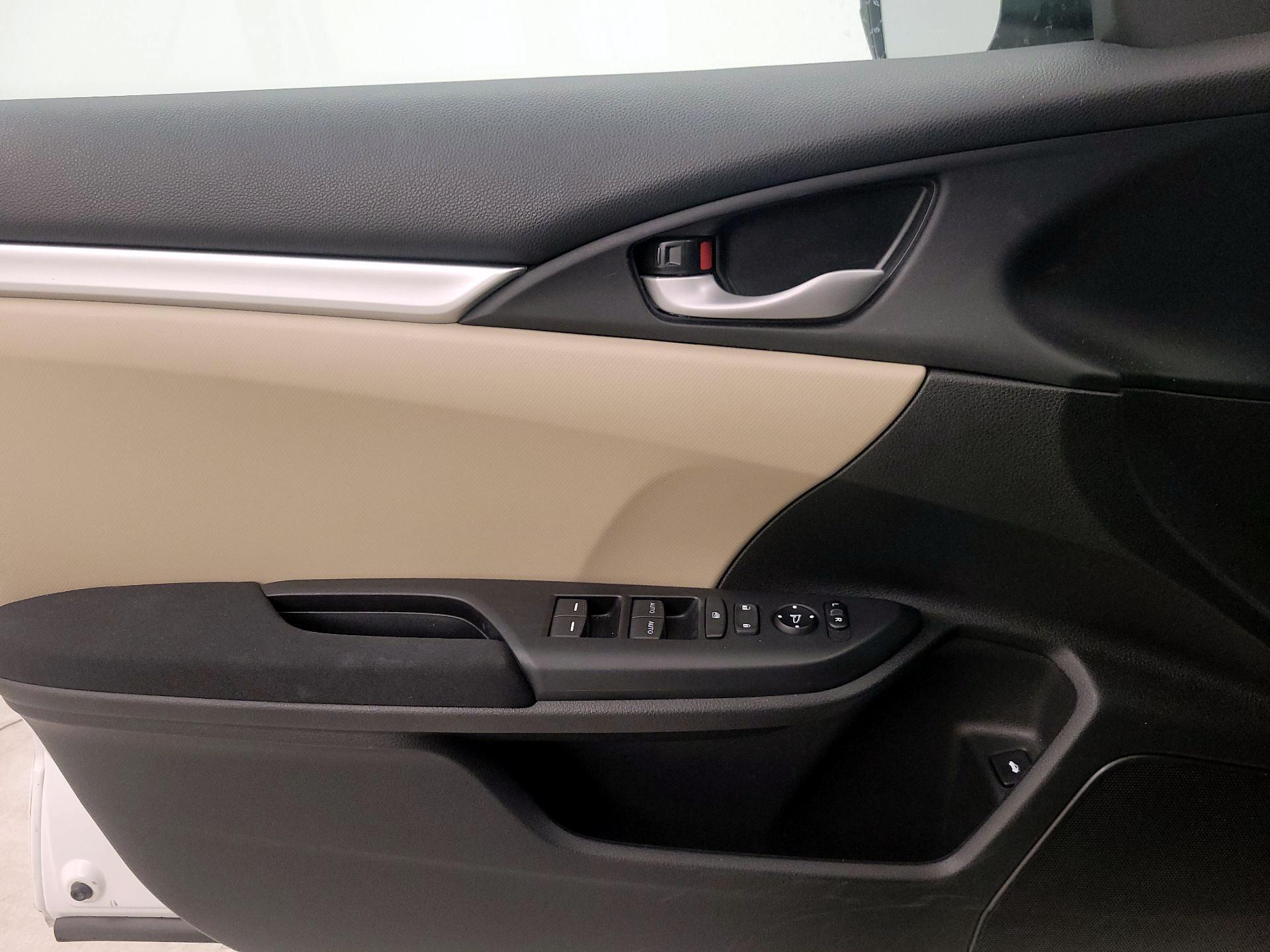 Thumbnail: 2019 Honda Civic - 12