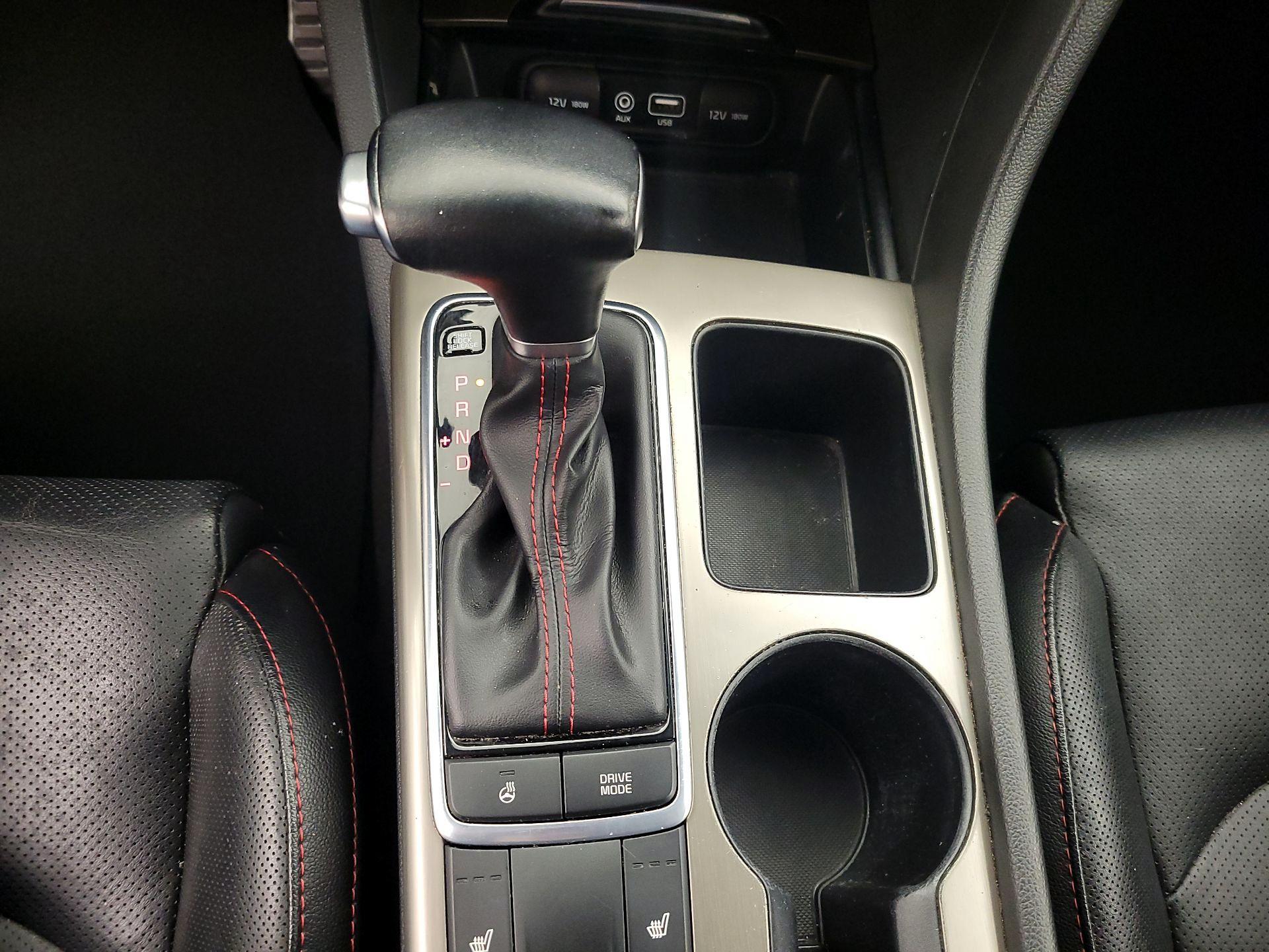 Thumbnail: 2016 Kia Optima - 18