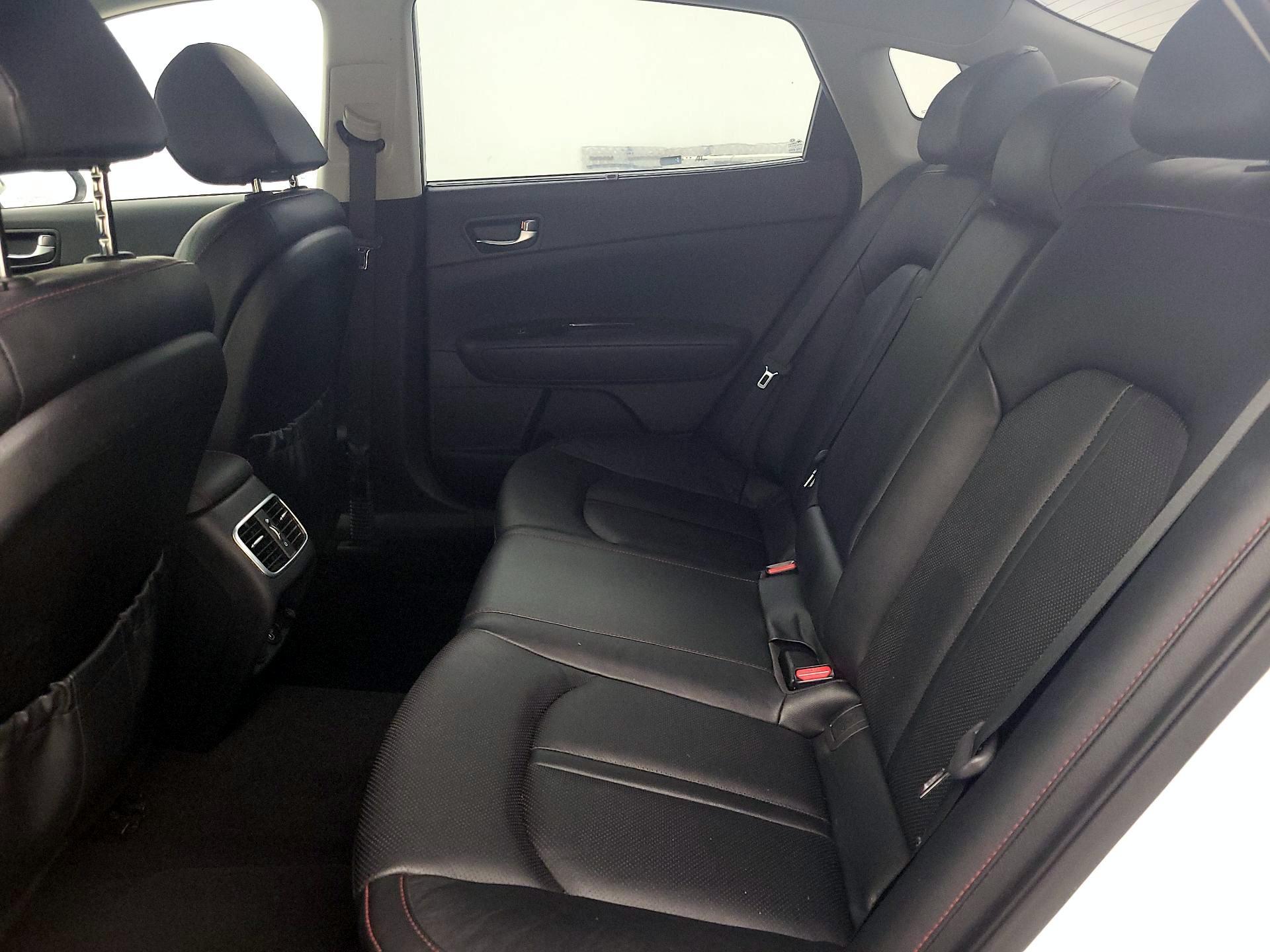 Thumbnail: 2016 Kia Optima - 20