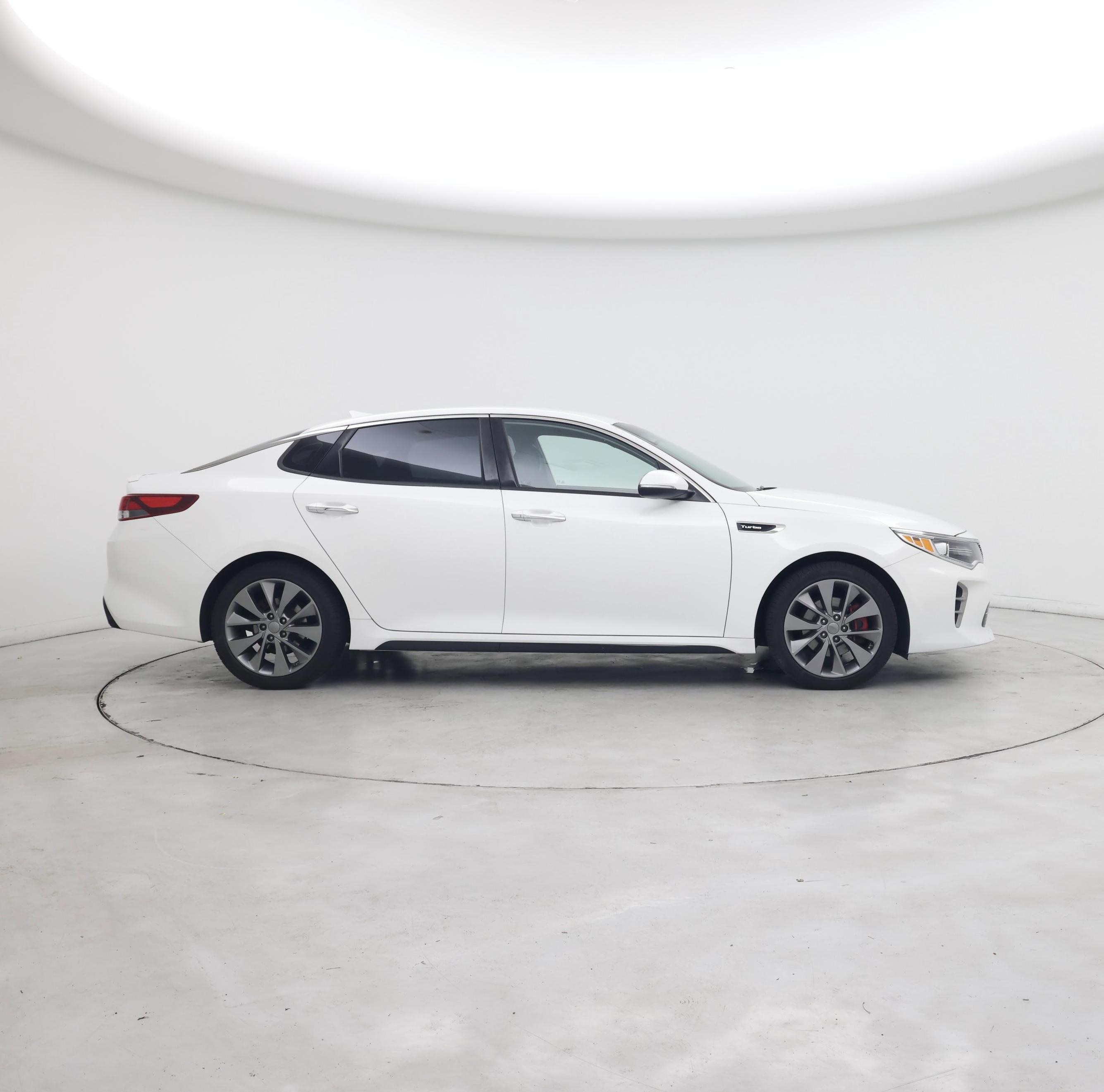 Thumbnail: 2016 Kia Optima - 7