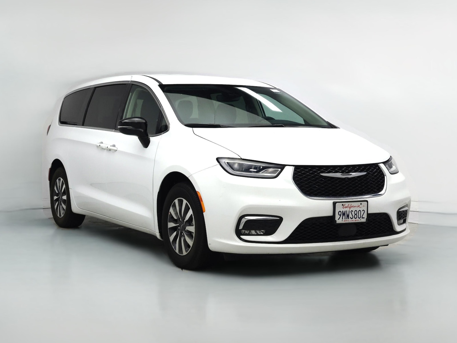 2024 Chrysler Pacifica PHEV Select - Photo 1