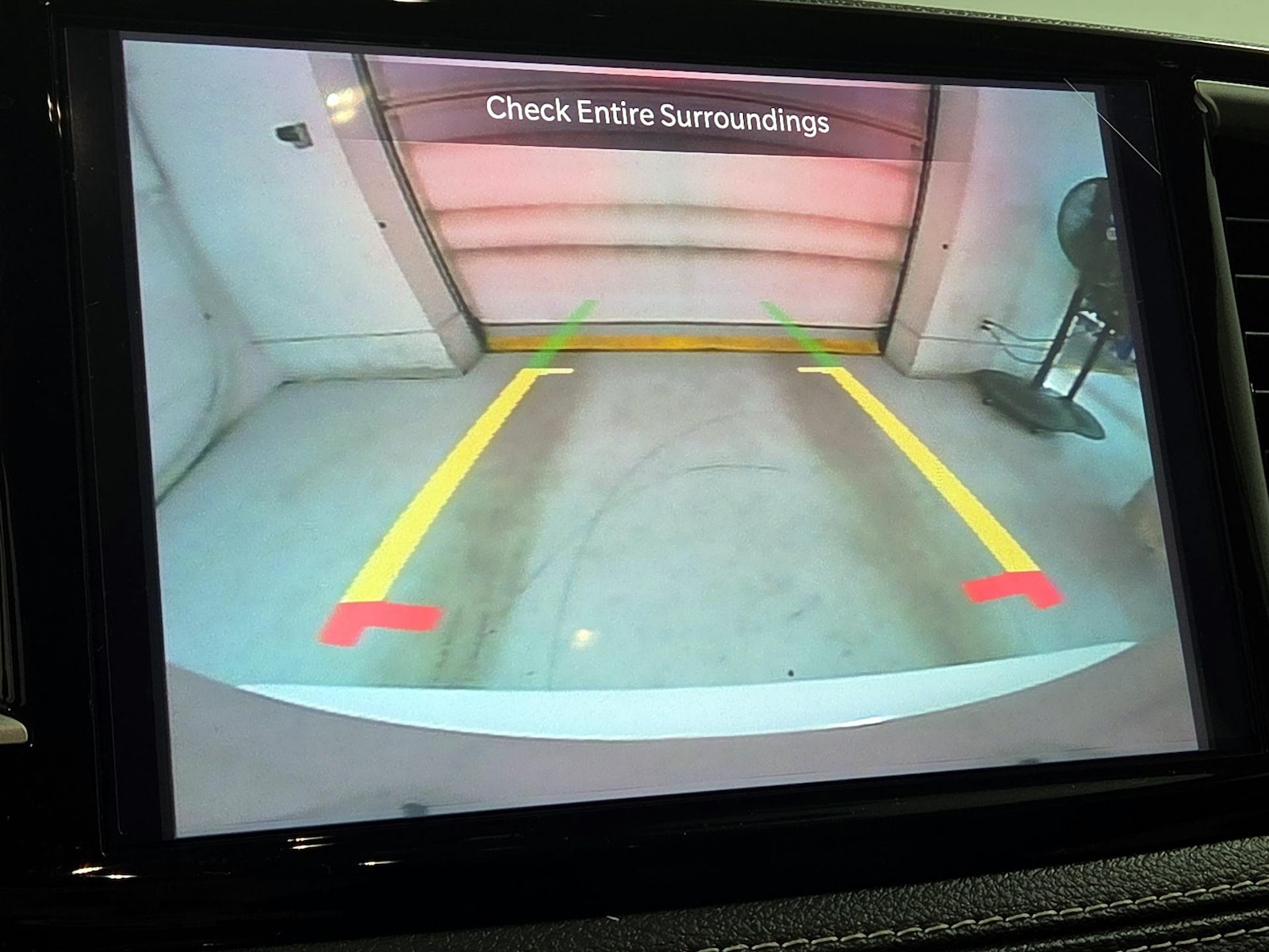 2024 Chrysler Pacifica PHEV Select - Photo 16