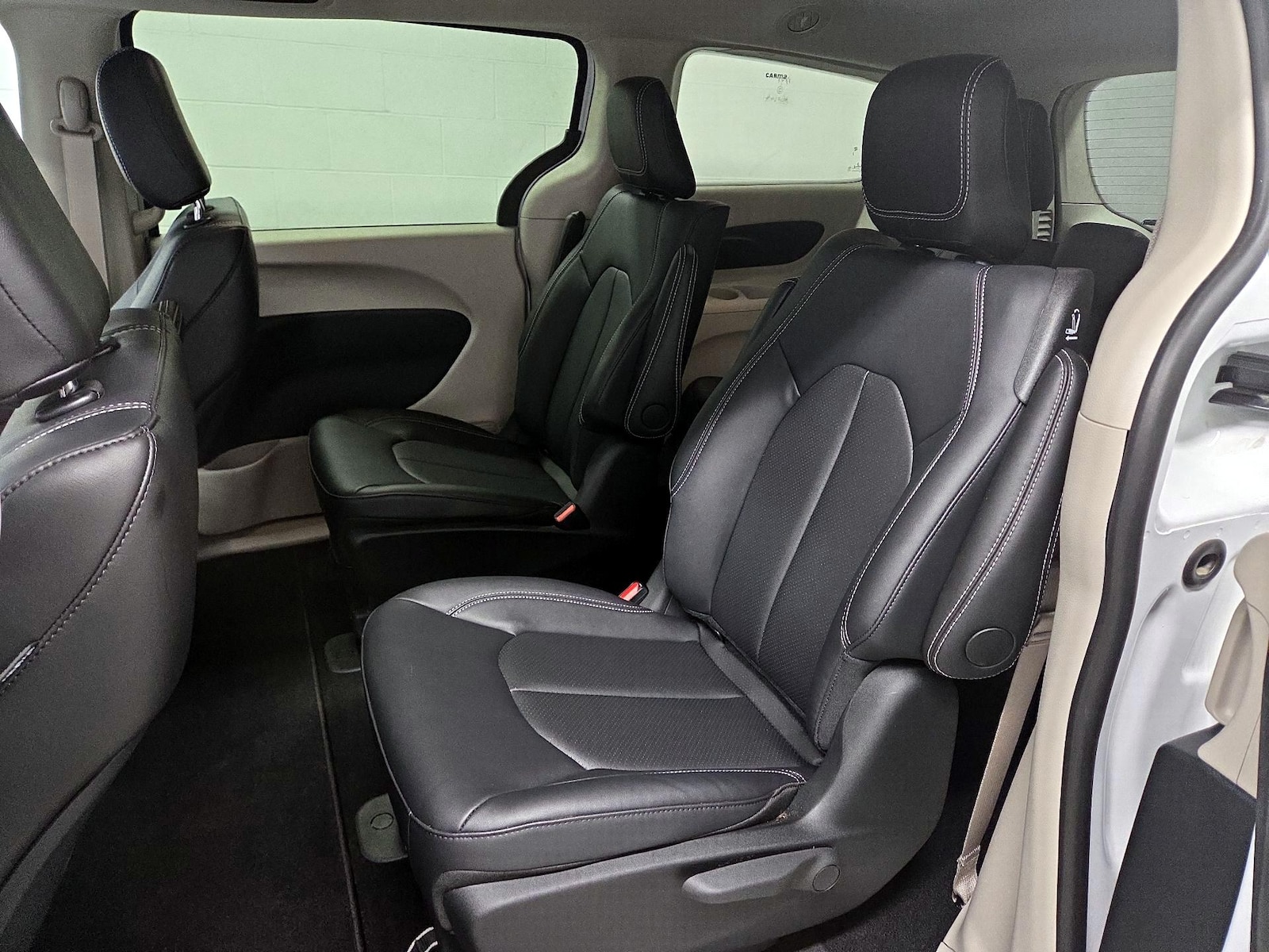 2024 Chrysler Pacifica PHEV Select - Photo 21