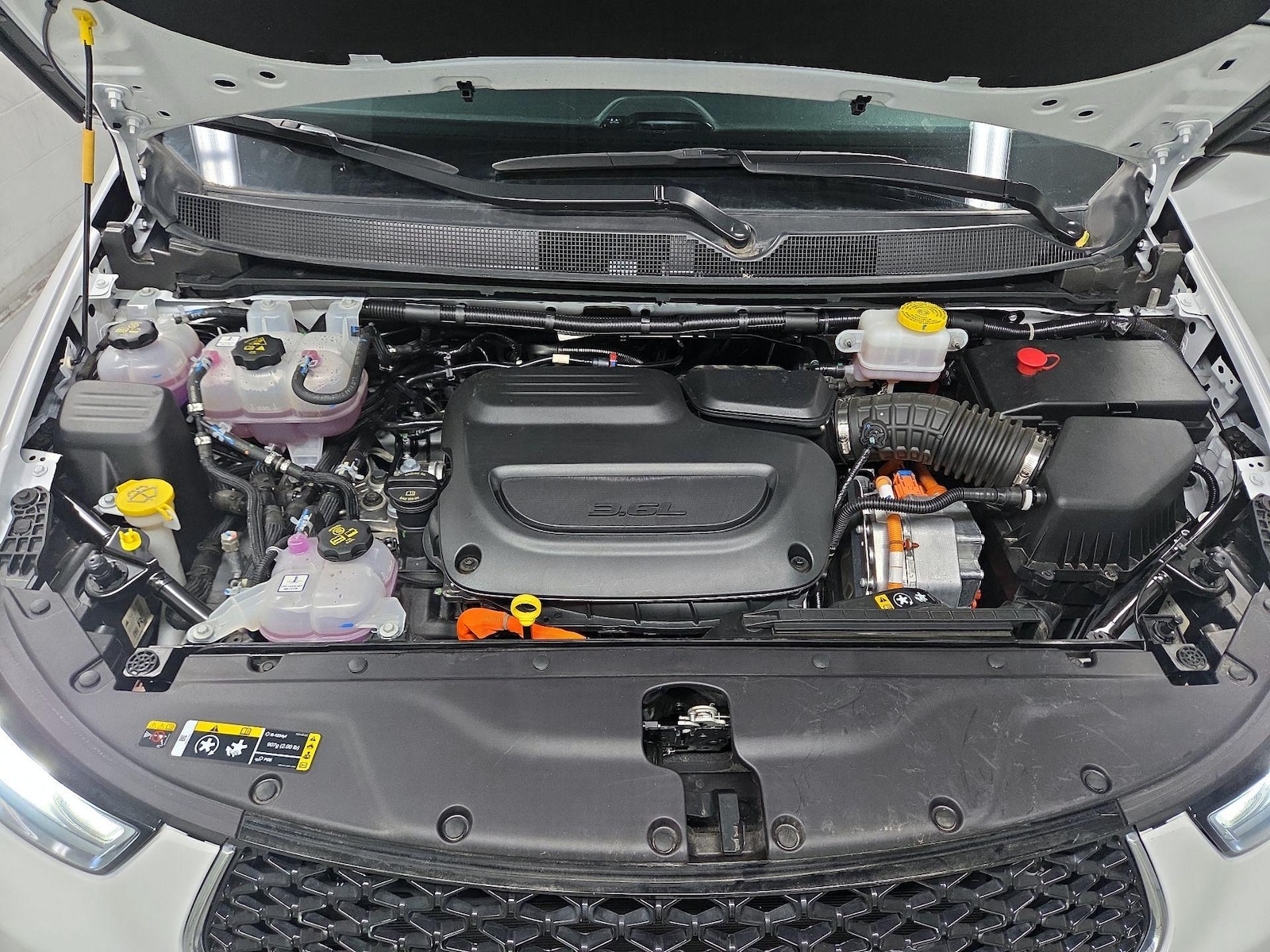 2024 Chrysler Pacifica PHEV Select - Photo 25