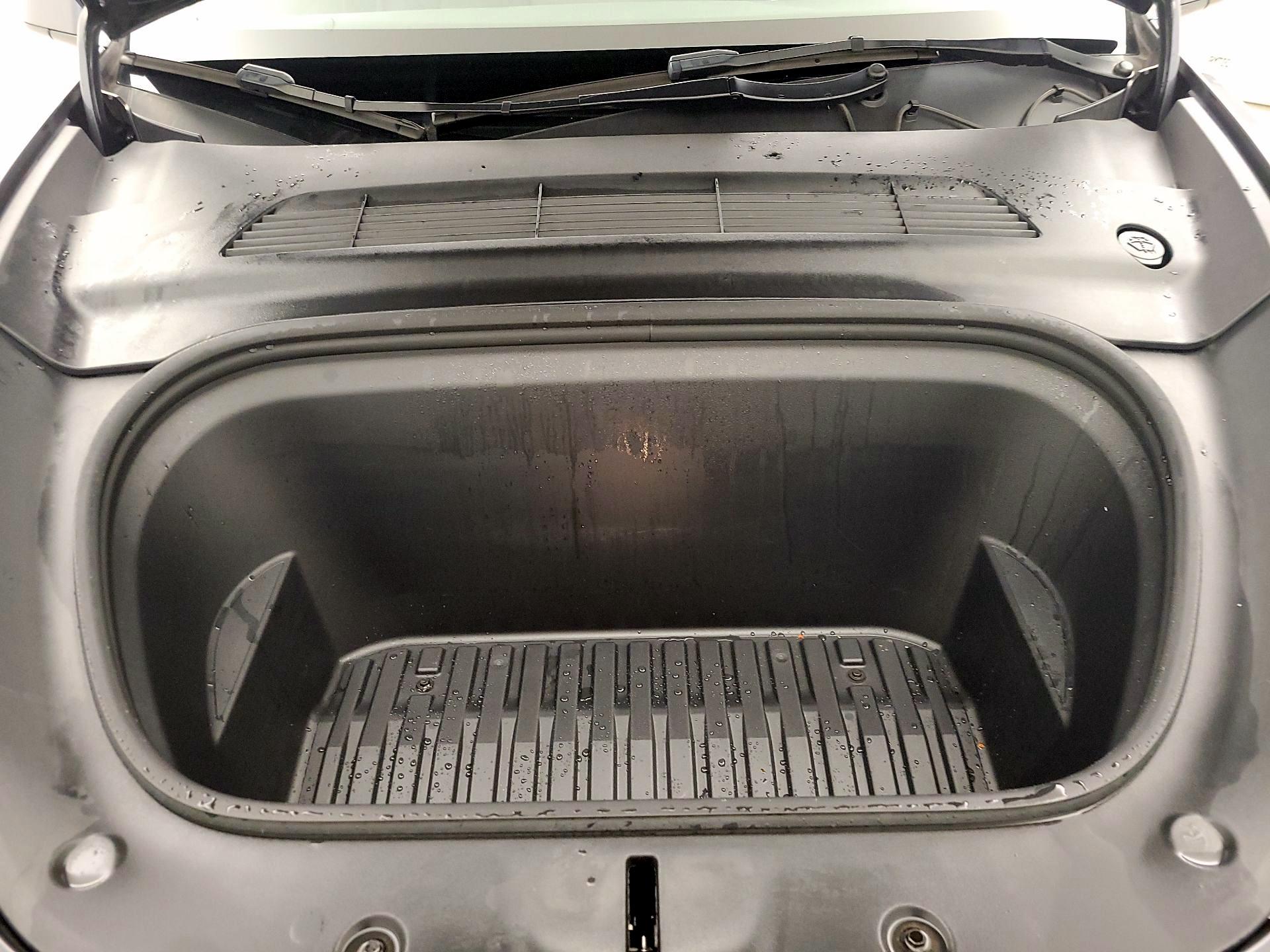 Thumbnail: 2023 Tesla Model Y - 20