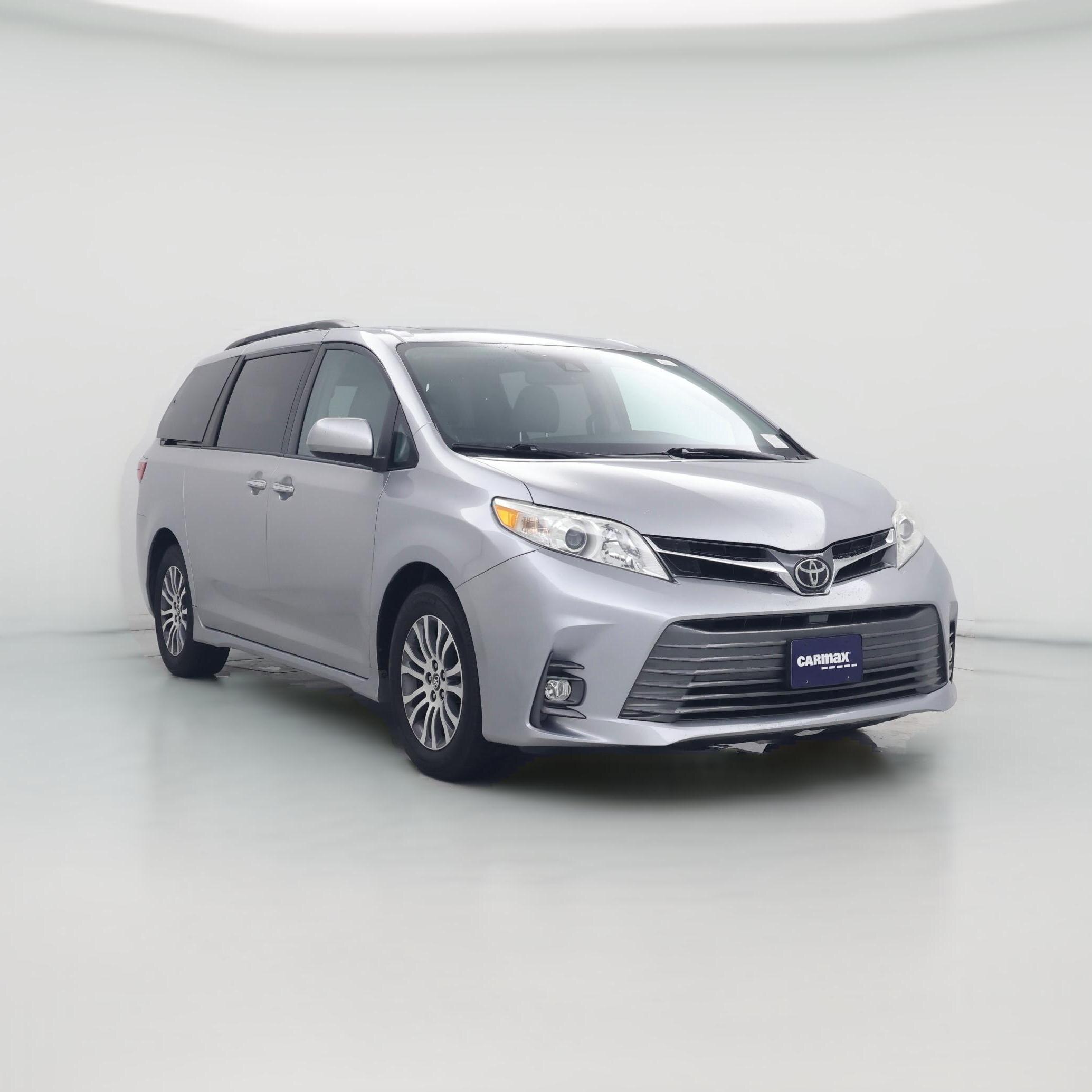 Thumbnail: 2018 Toyota Sienna - 1