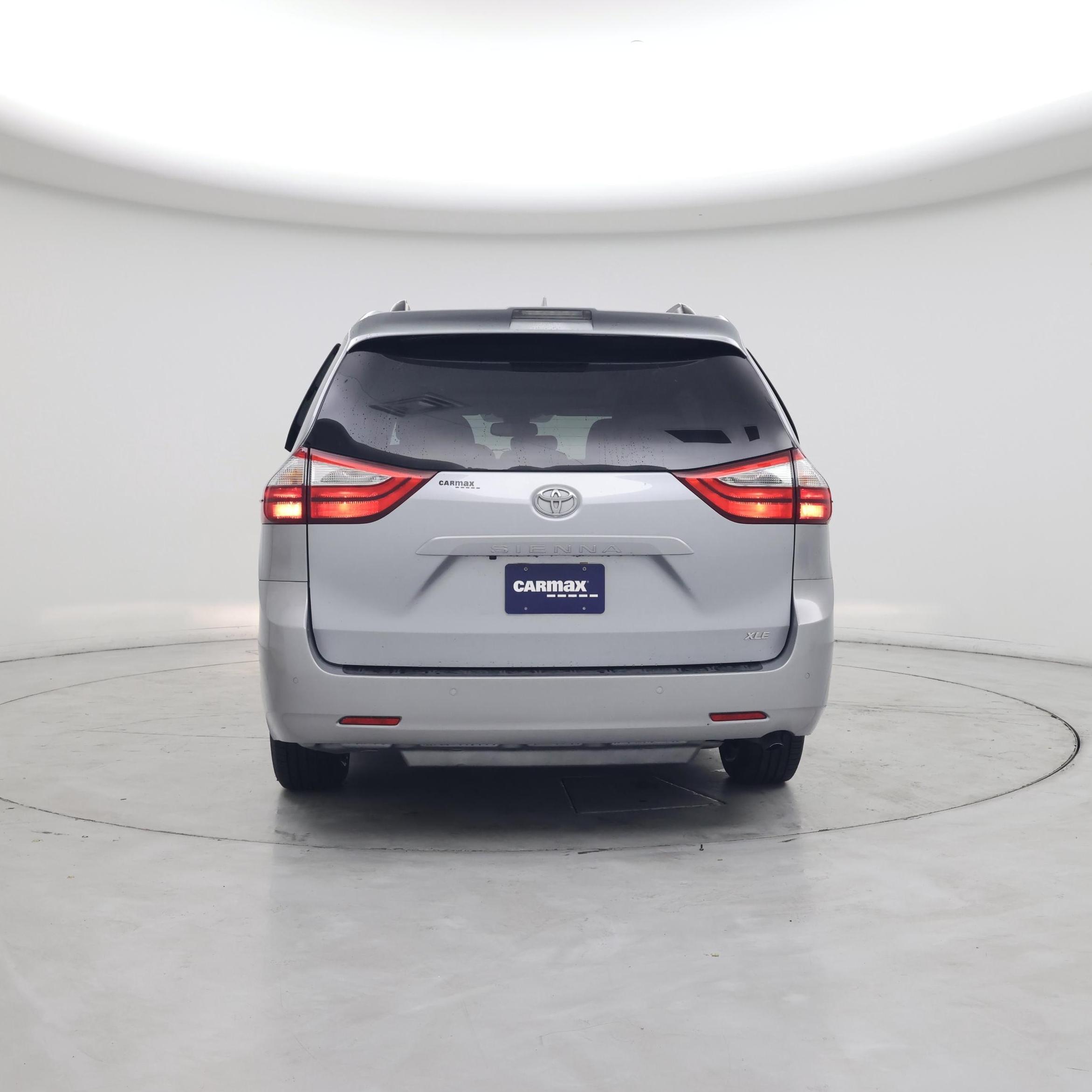 Thumbnail: 2018 Toyota Sienna - 6