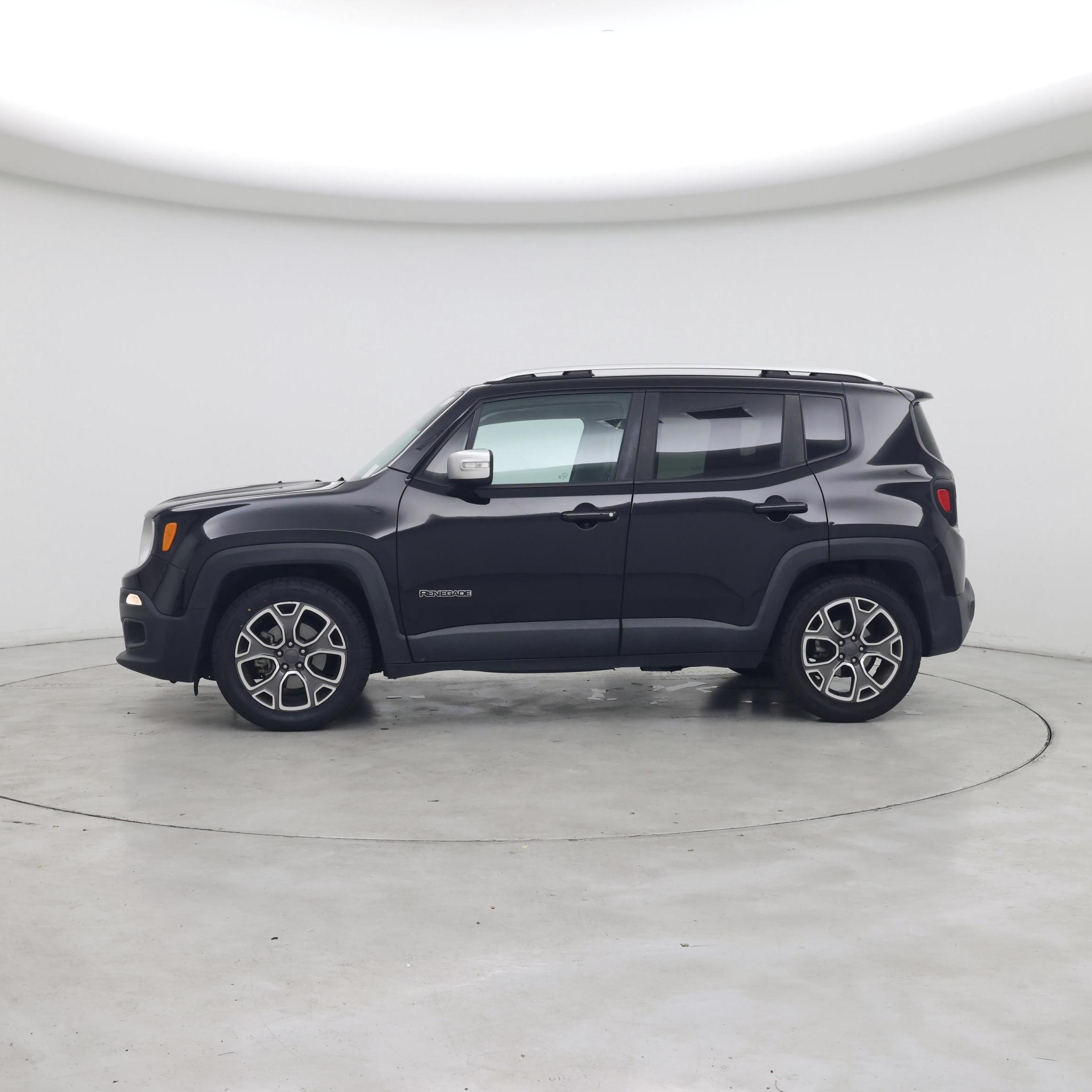 Thumbnail: 2016 Jeep Renegade - 3