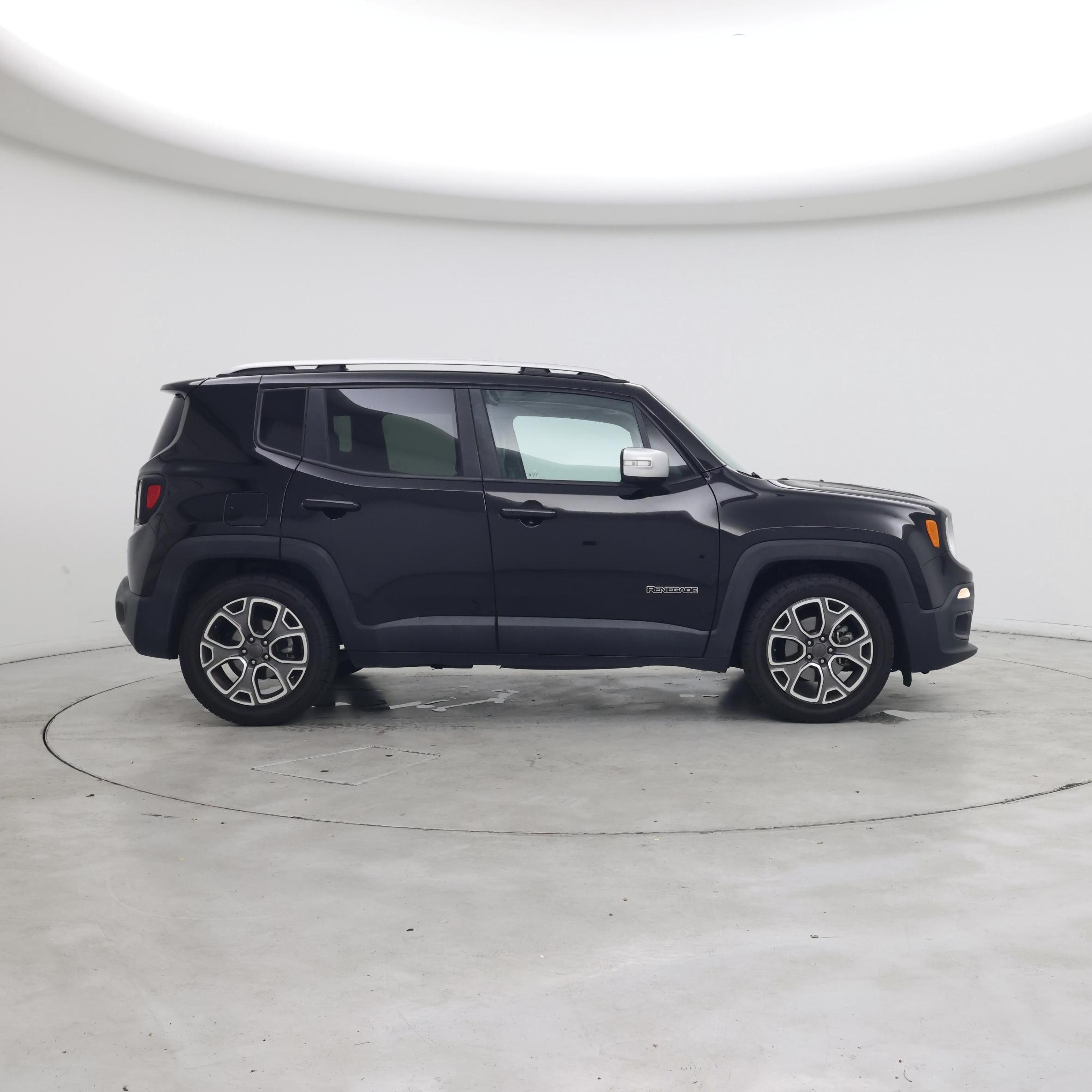 Thumbnail: 2016 Jeep Renegade - 7