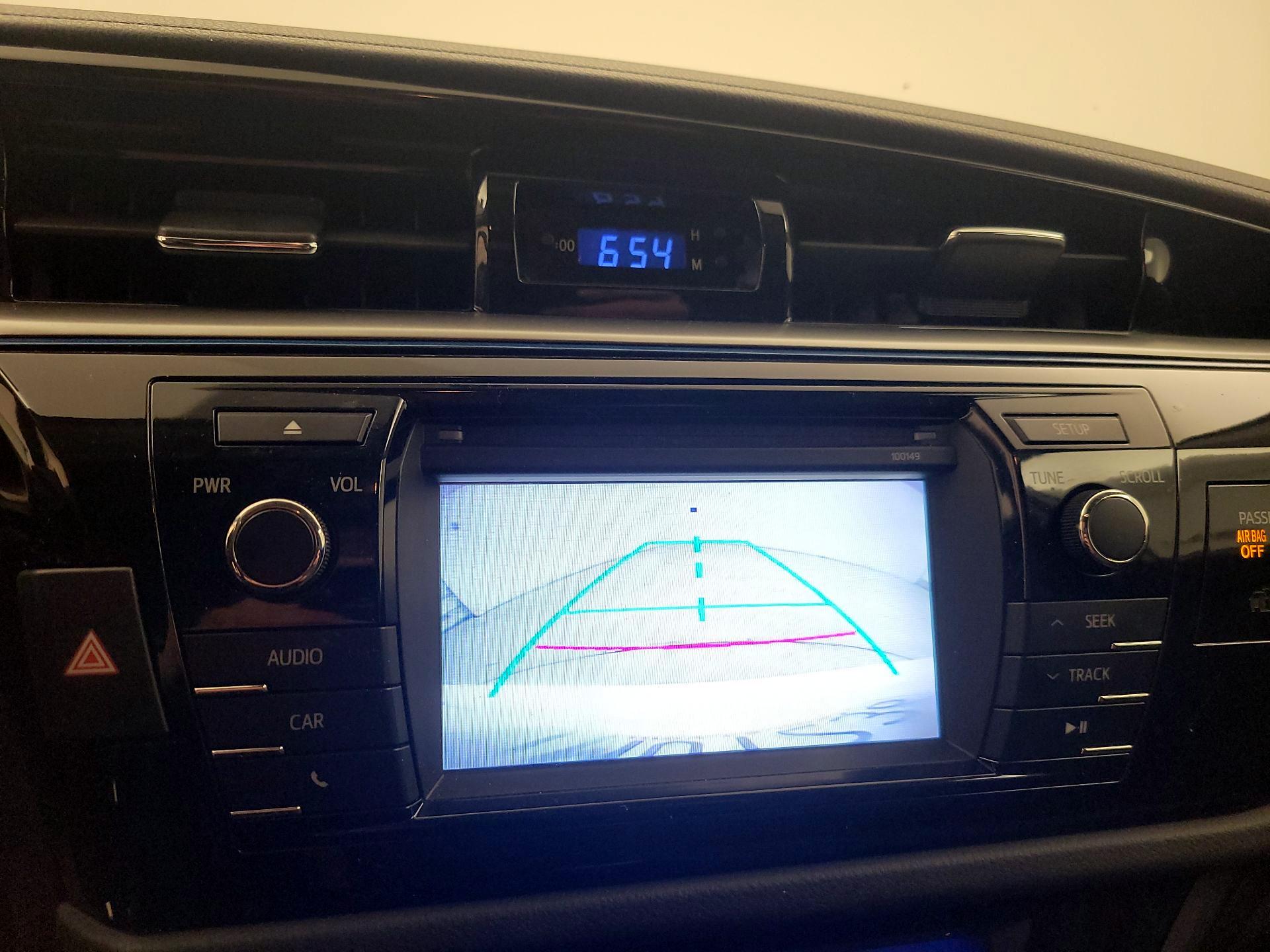 Thumbnail: 2015 Toyota Corolla - 14