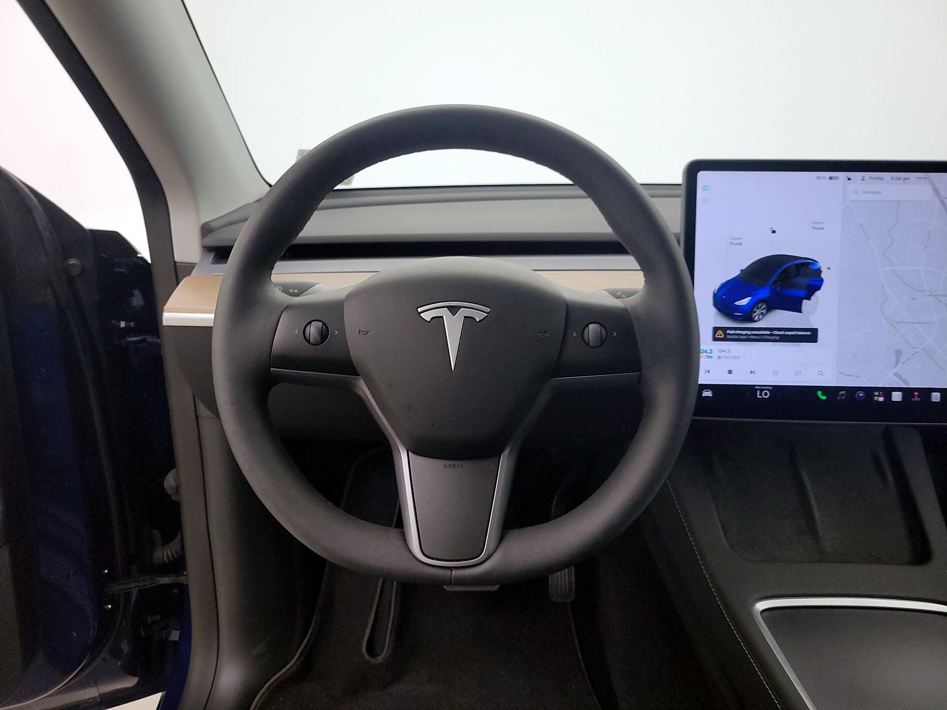 Thumbnail: 2023 Tesla Model Y - 10