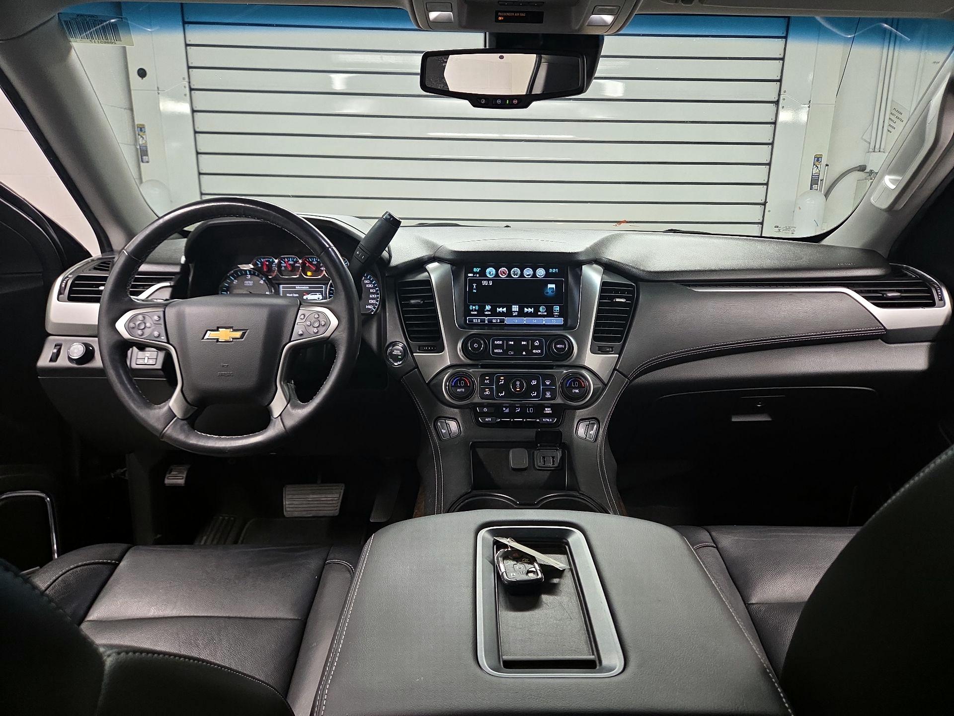 Thumbnail: 2018 Chevrolet Suburban - 9