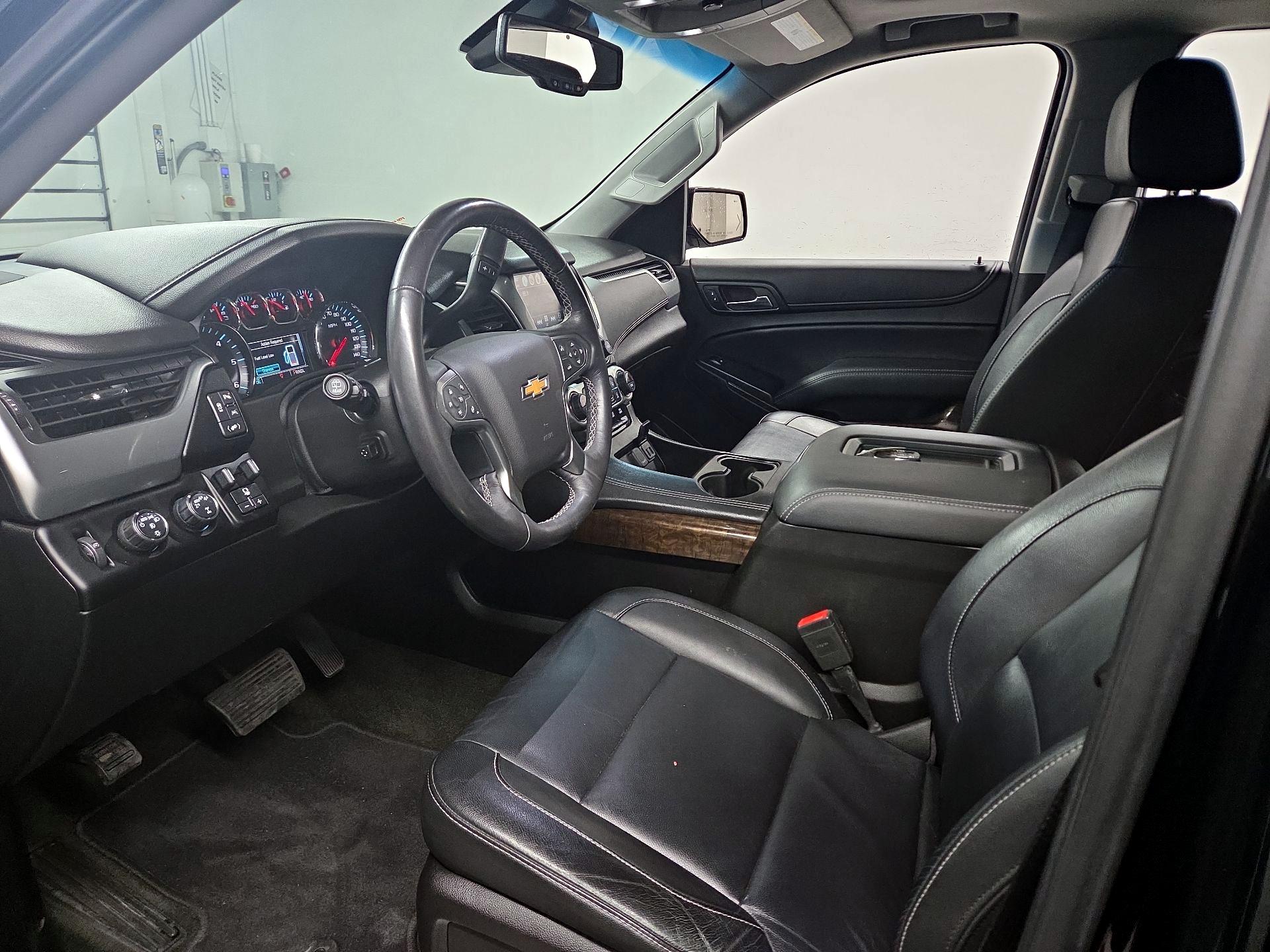 Thumbnail: 2018 Chevrolet Suburban - 11
