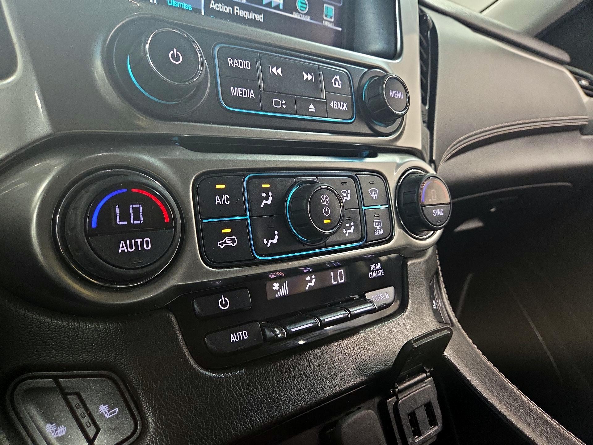 Thumbnail: 2018 Chevrolet Suburban - 15