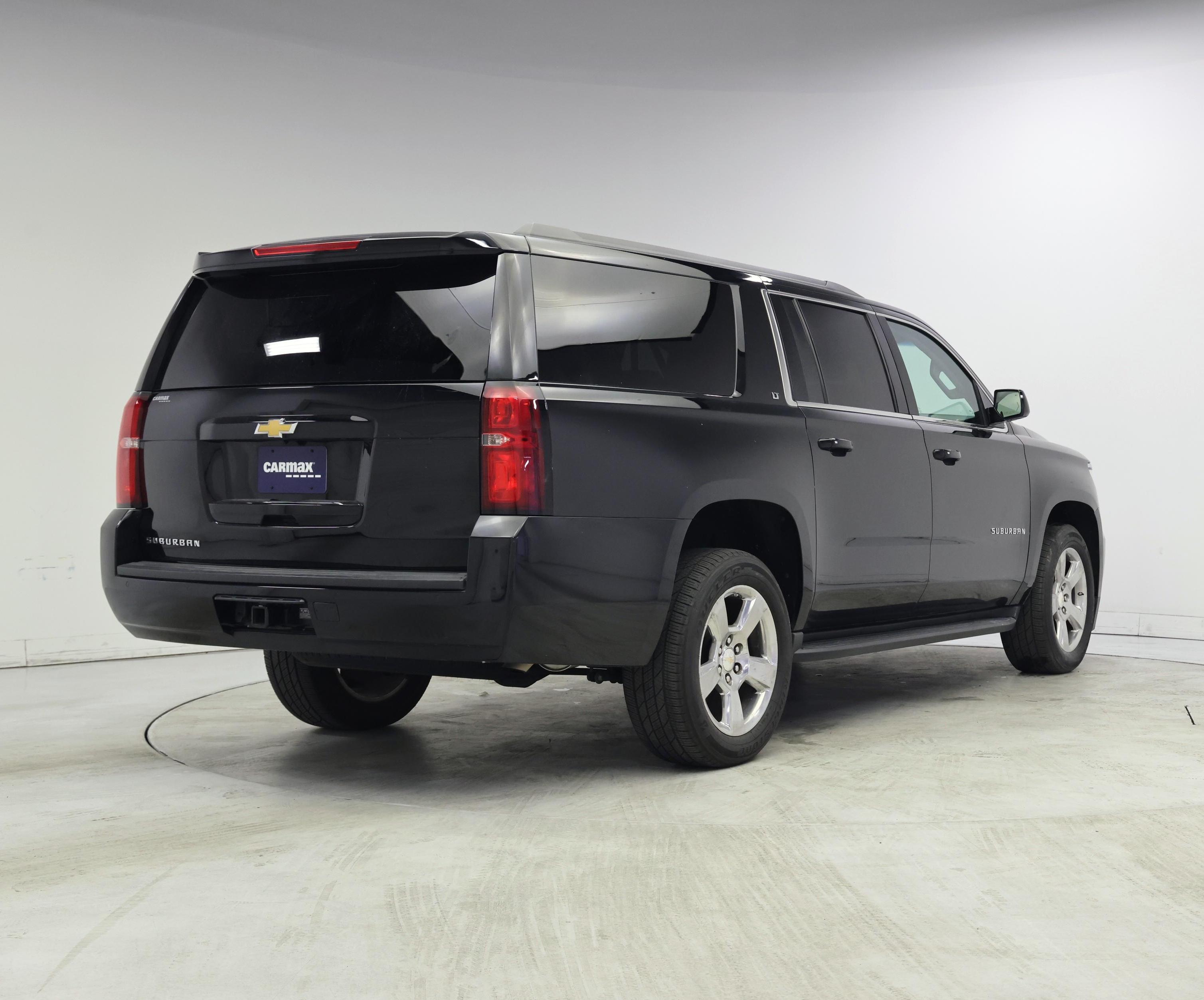 Thumbnail: 2018 Chevrolet Suburban - 8