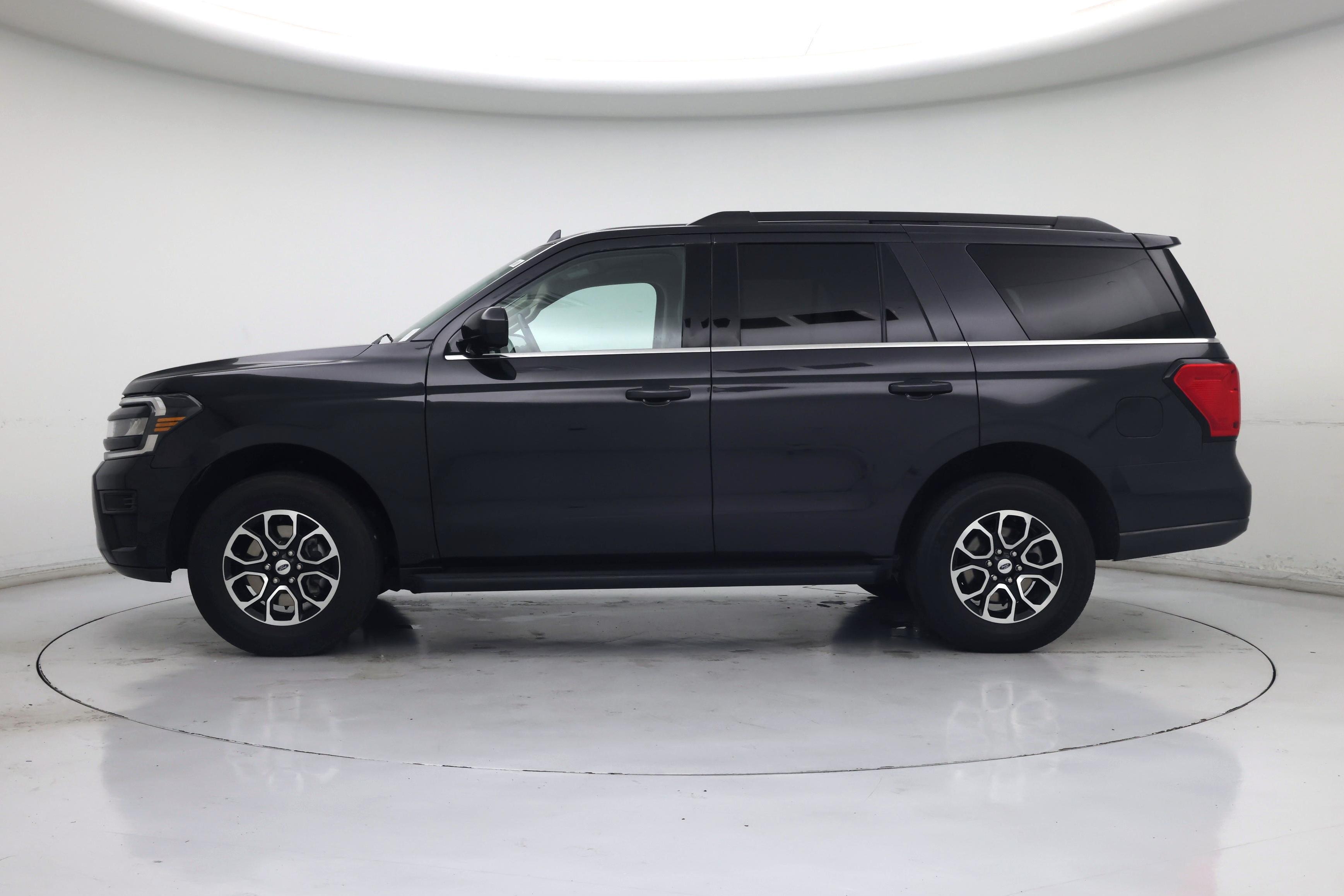 Thumbnail: 2024 Ford Expedition - 3
