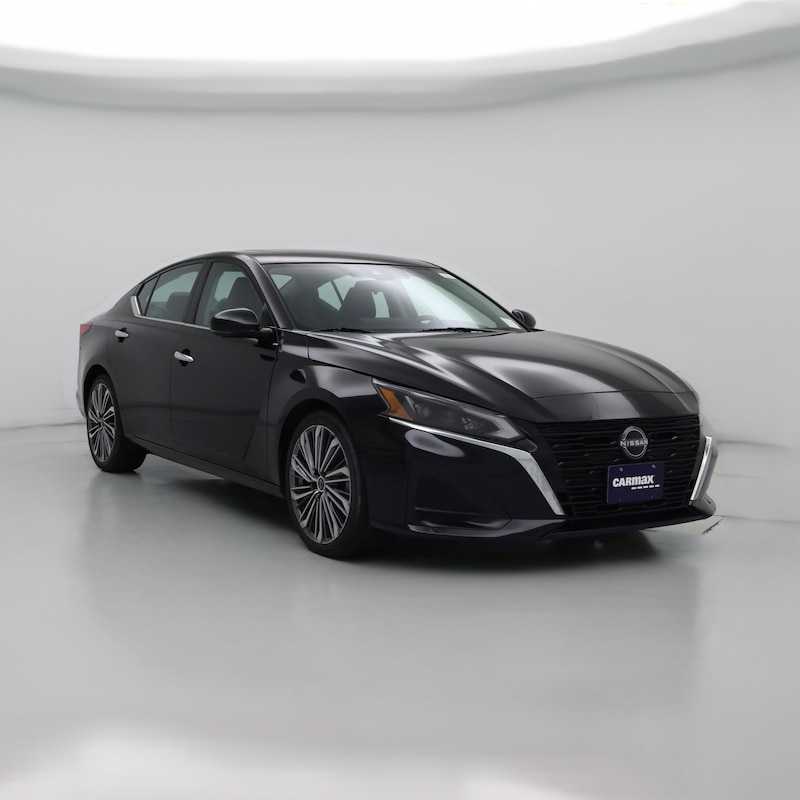 2023 Nissan Altima SR