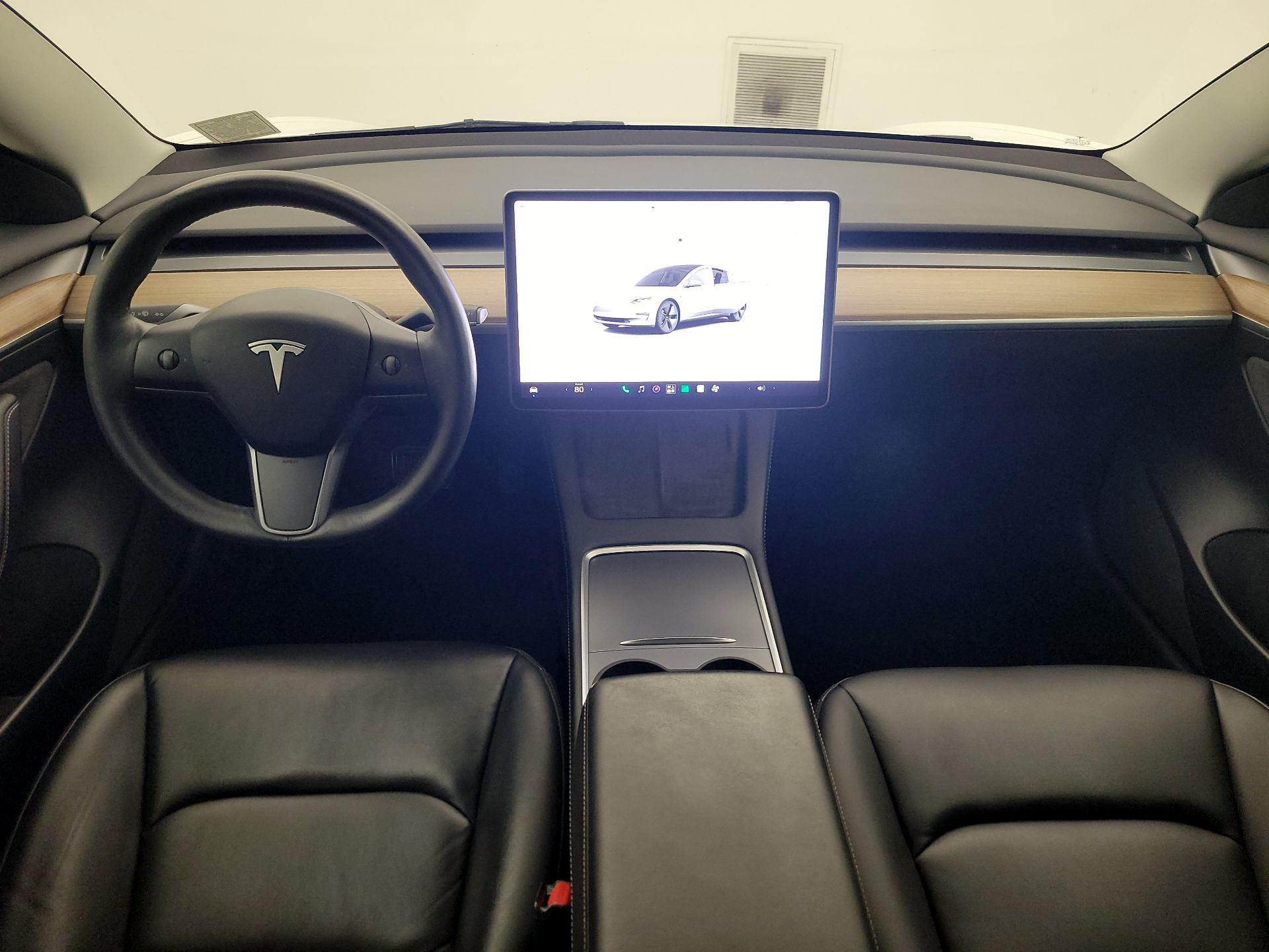 Thumbnail: 2022 Tesla Model 3 - 9