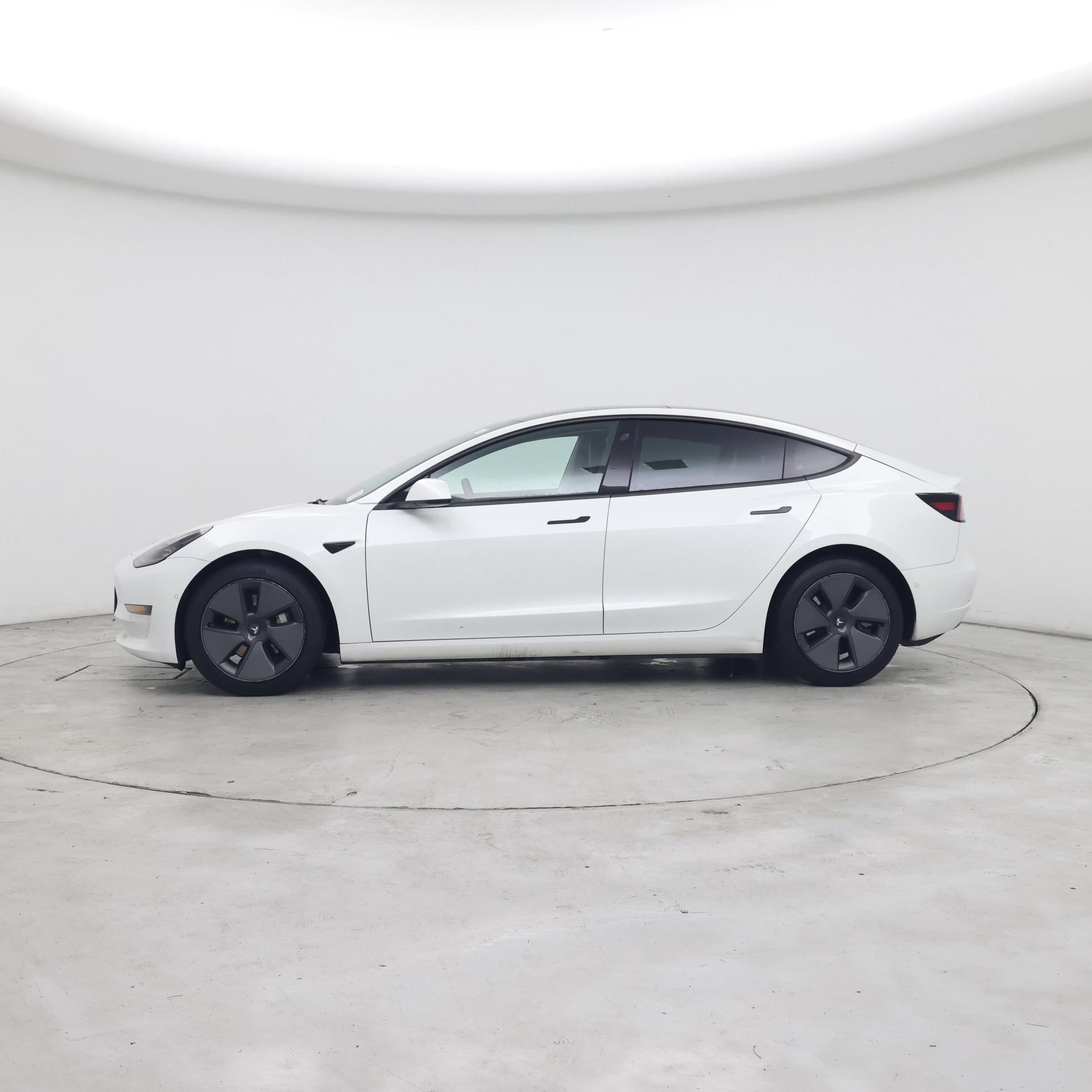 Thumbnail: 2022 Tesla Model 3 - 3