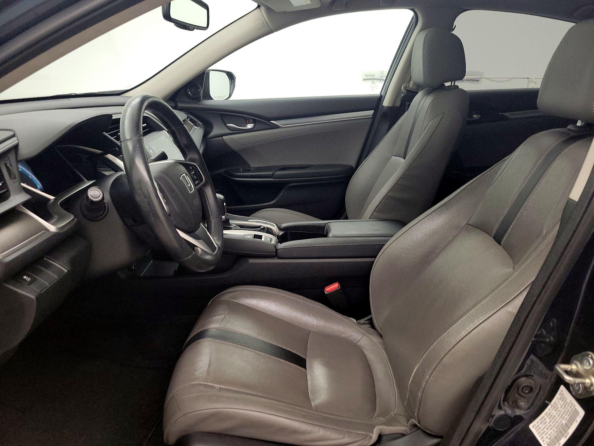 Thumbnail: 2016 Honda Civic - 11