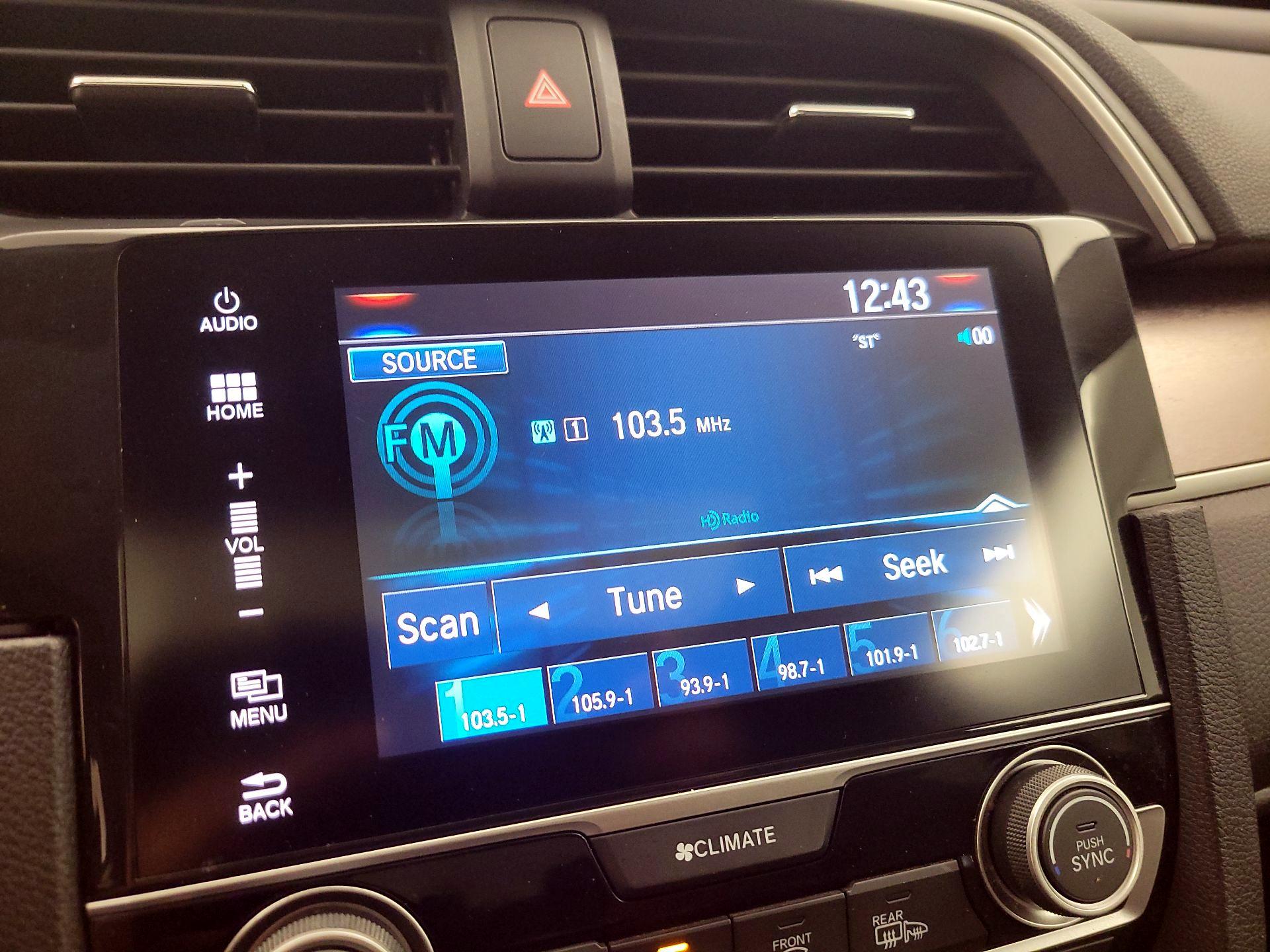 Thumbnail: 2016 Honda Civic - 14