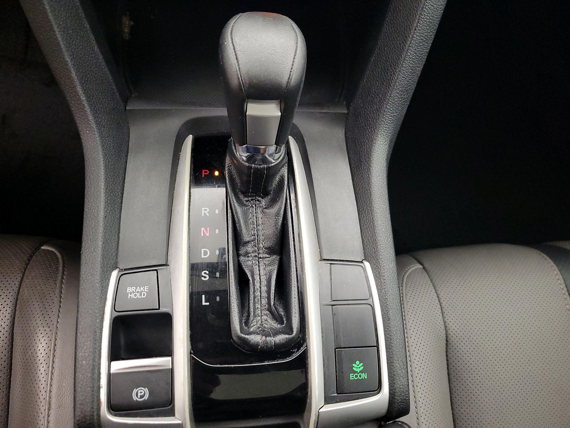 Thumbnail: 2016 Honda Civic - 16