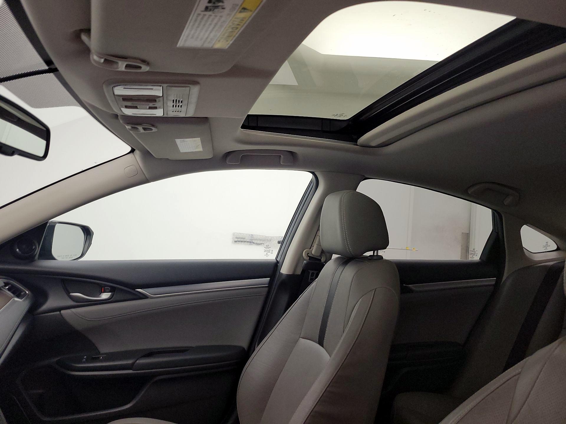 Thumbnail: 2016 Honda Civic - 17
