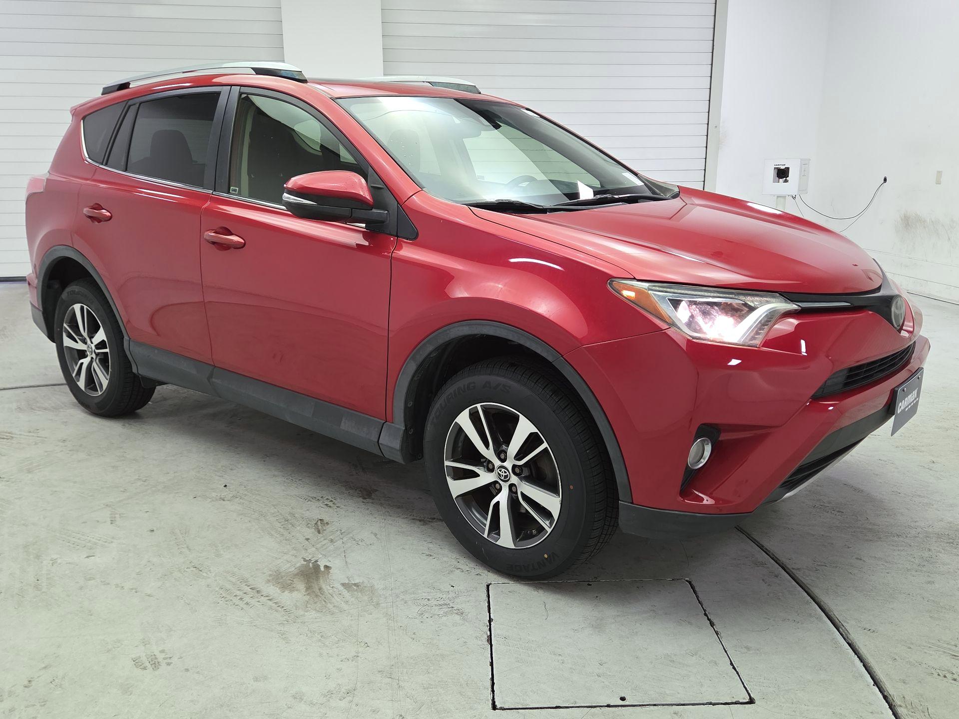 Thumbnail: 2017 Toyota RAV4 - 1