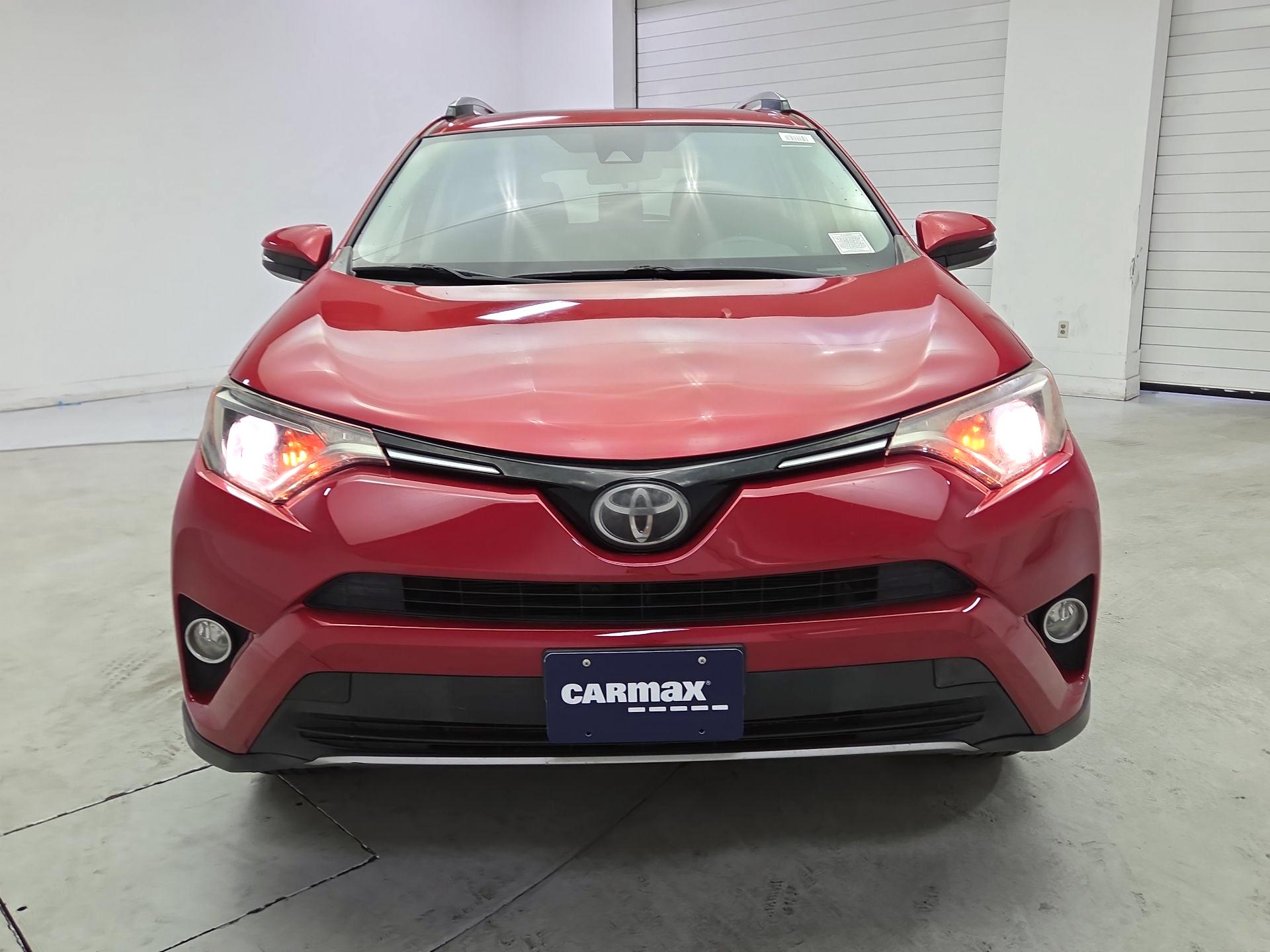 Thumbnail: 2017 Toyota RAV4 - 2