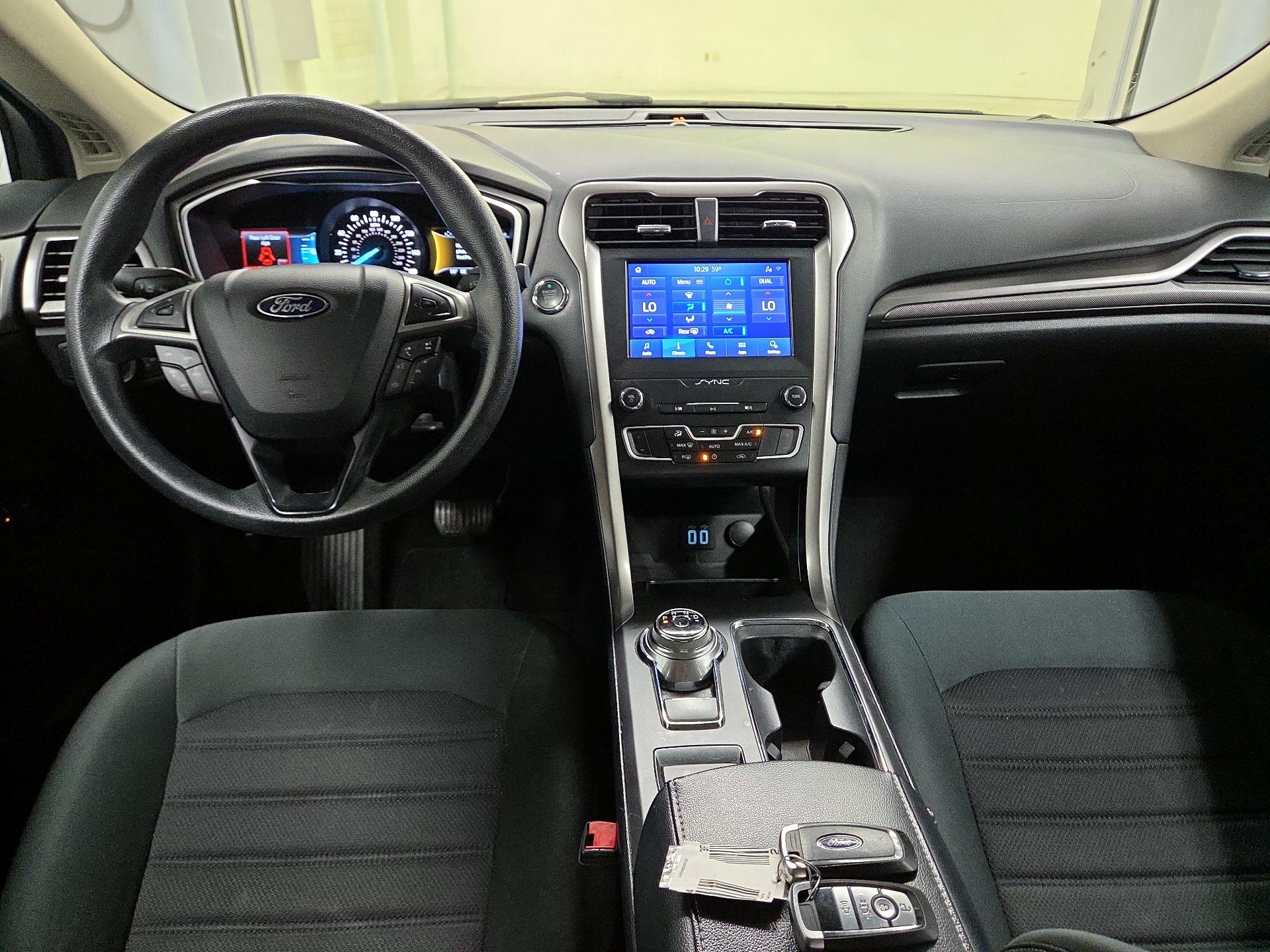 Thumbnail: 2020 Ford Fusion - 9