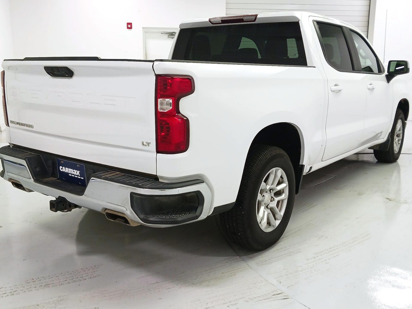 2023 Chevrolet Silverado 1500 LT - Photo 5