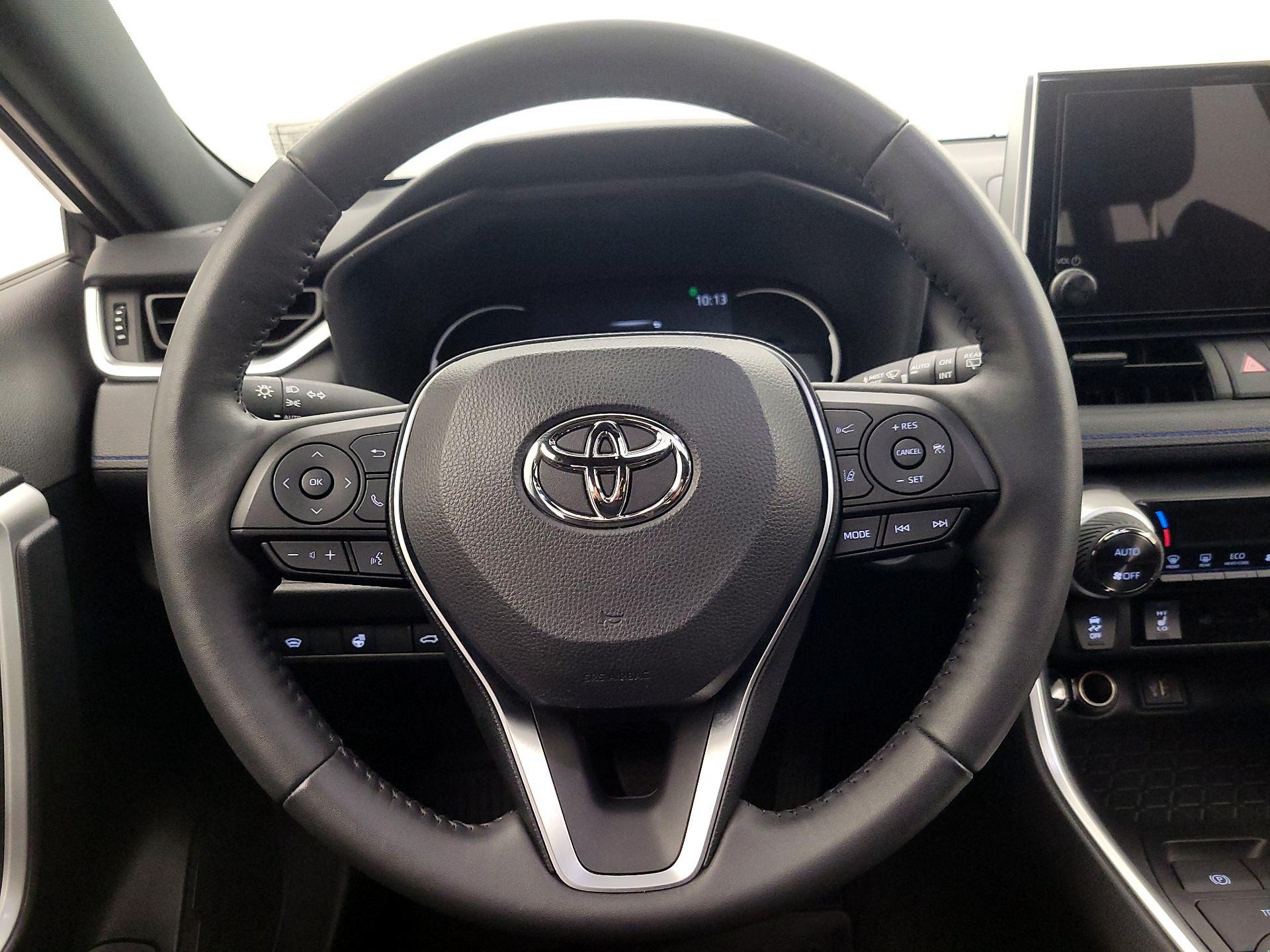 Thumbnail: 2024 Toyota RAV4 - 10