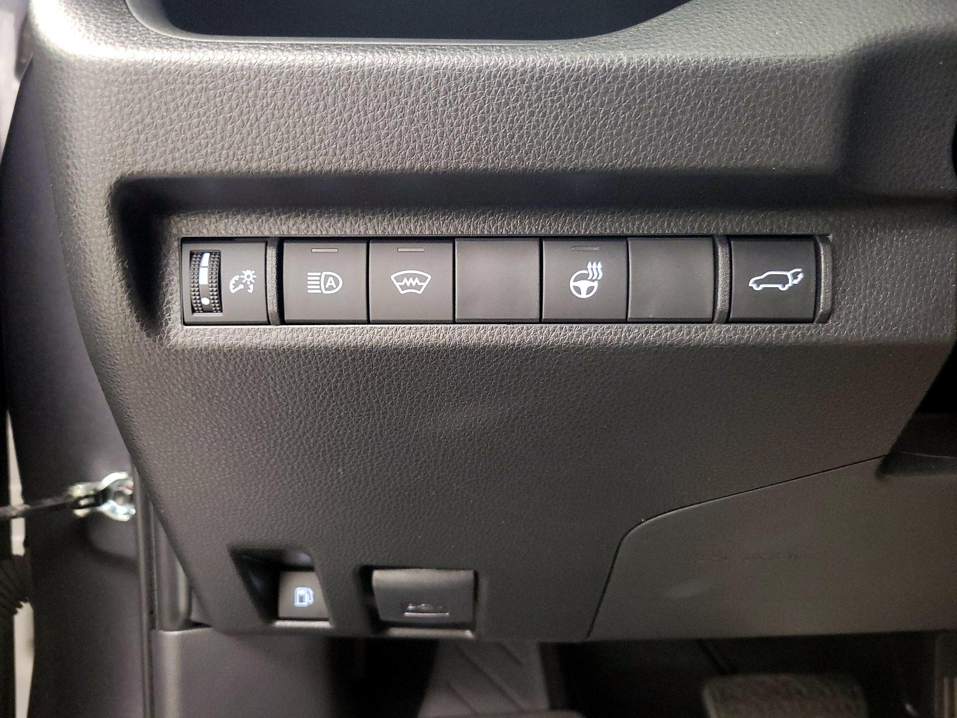 Thumbnail: 2024 Toyota RAV4 - 13