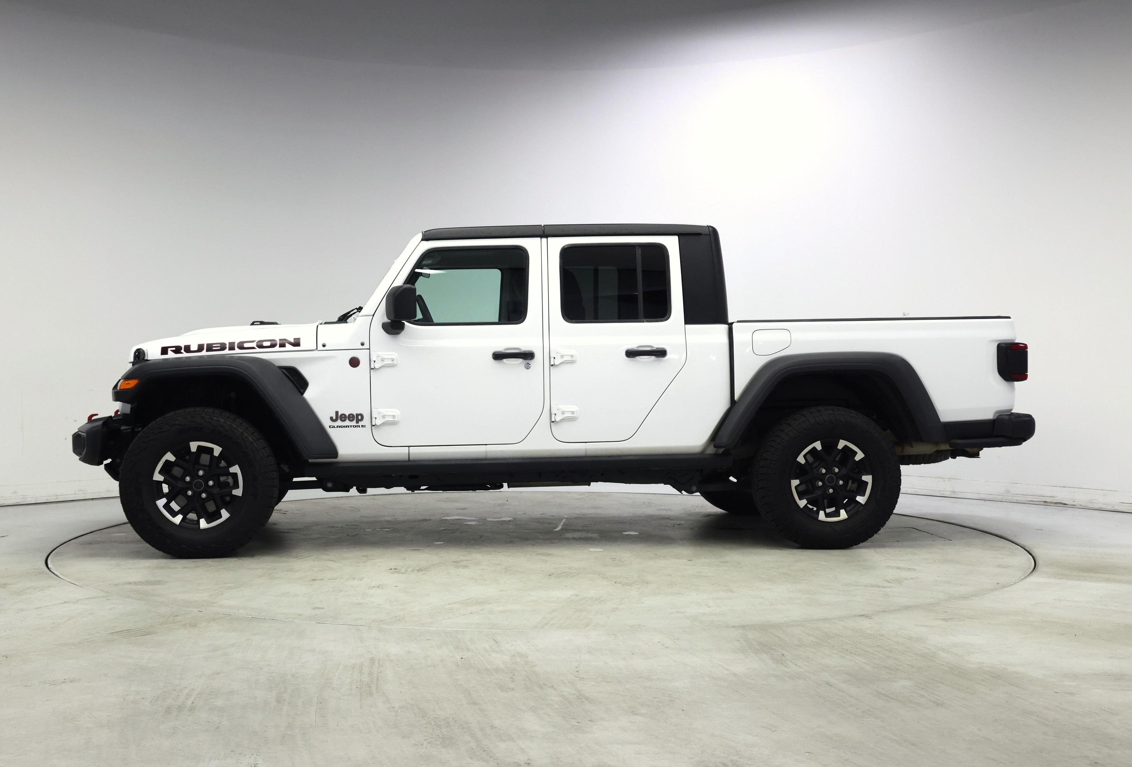 Thumbnail: 2026 Jeep Gladiator - 3