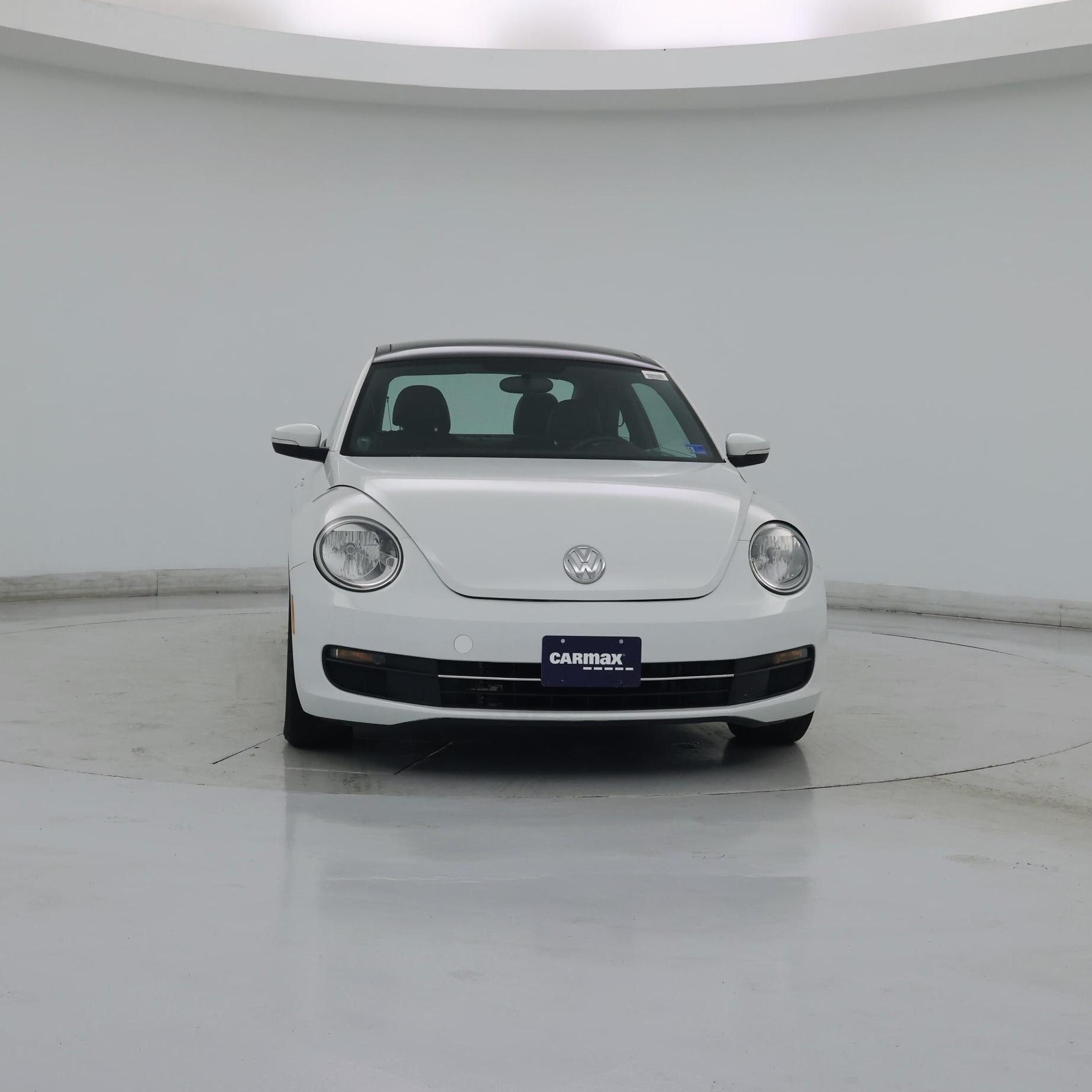 Thumbnail: 2015 Volkswagen Beetle - 5