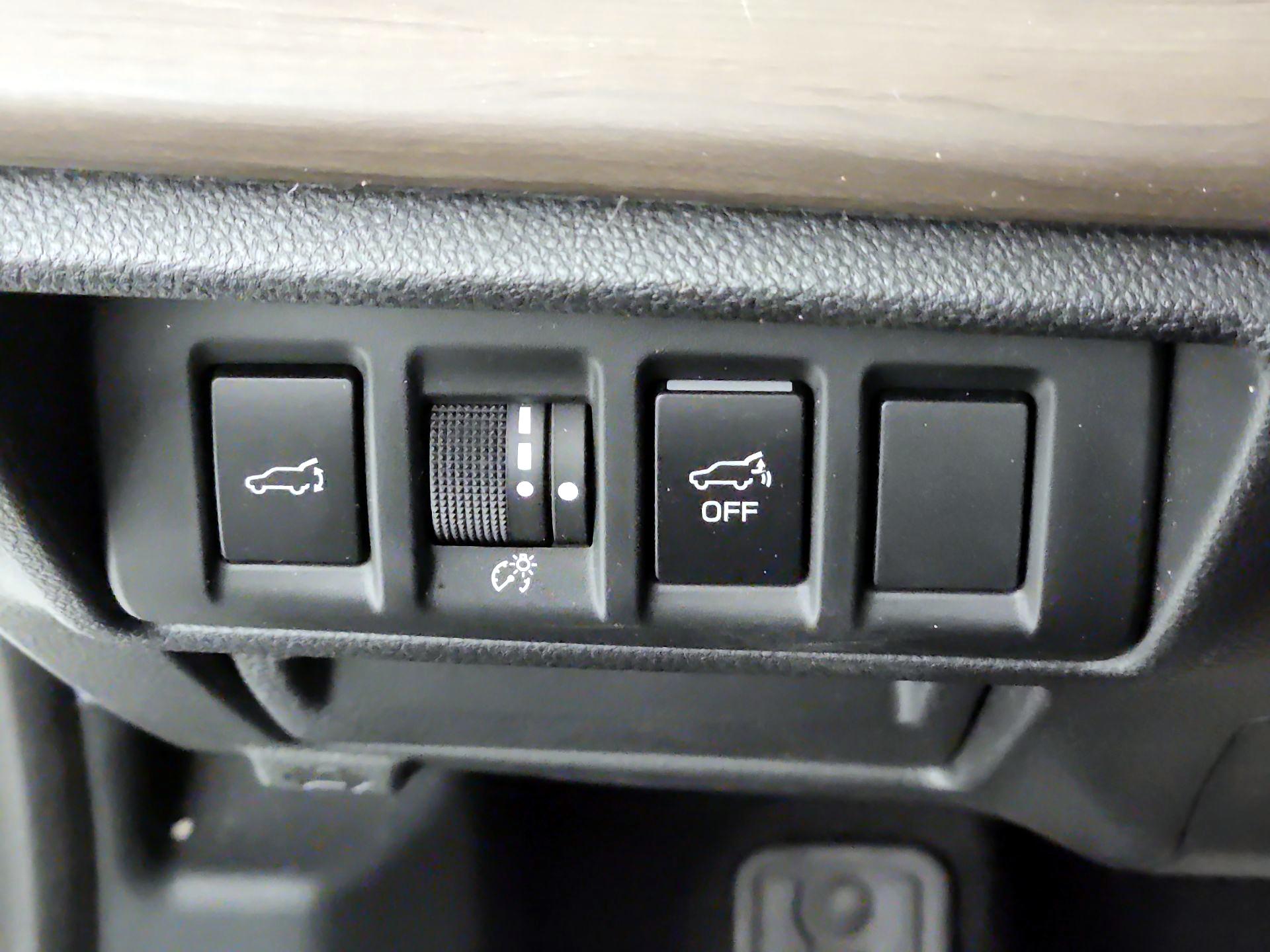 Thumbnail: 2020 Subaru Outback - 13