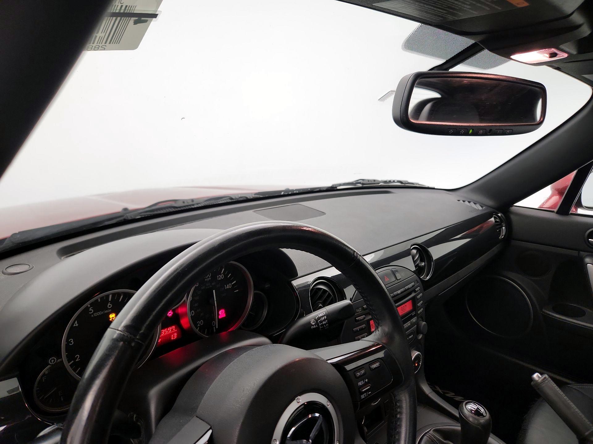 Thumbnail: 2015 Mazda MX-5 Miata - 9
